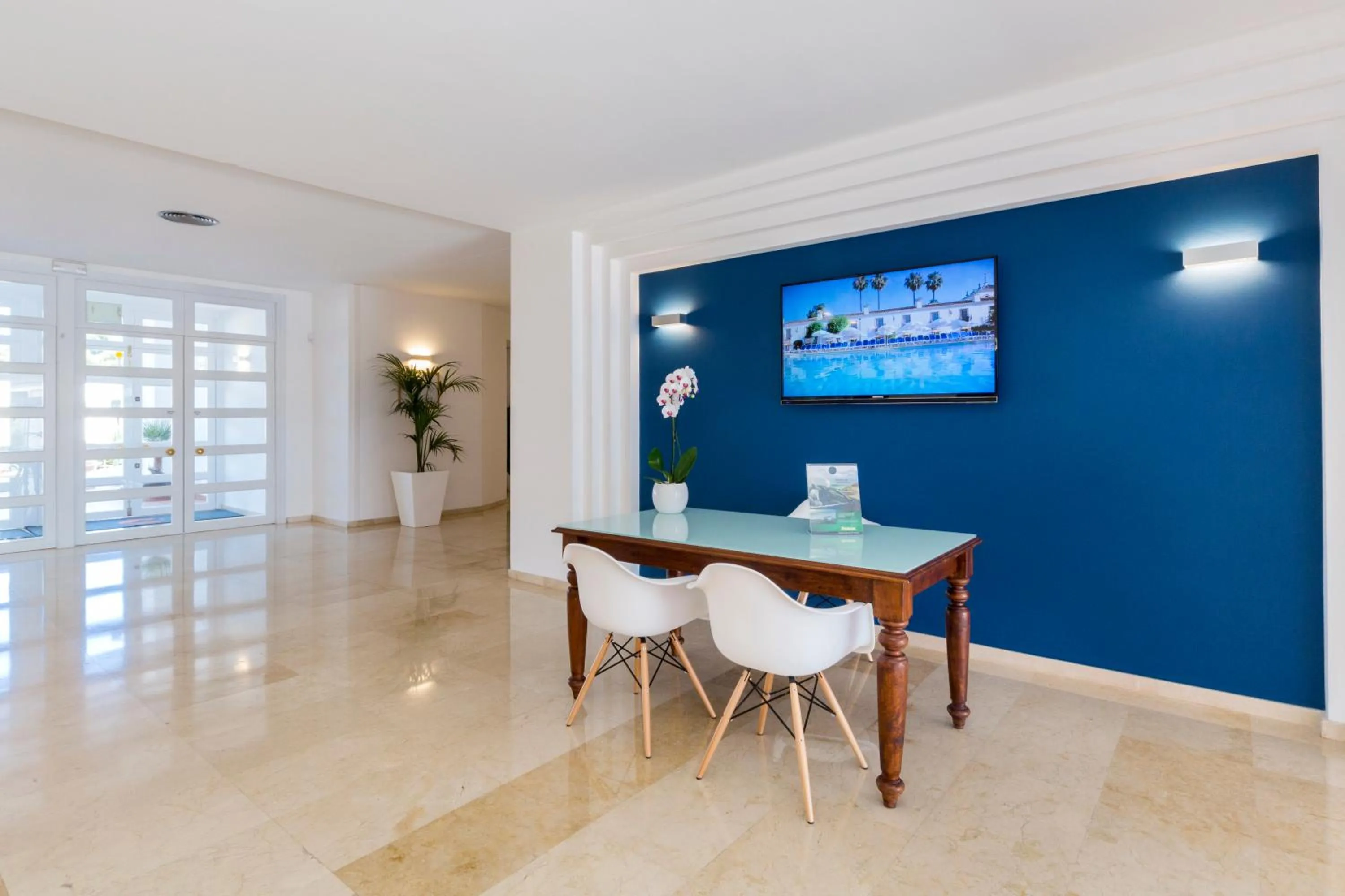 Lobby or reception in Globales Mediterrani