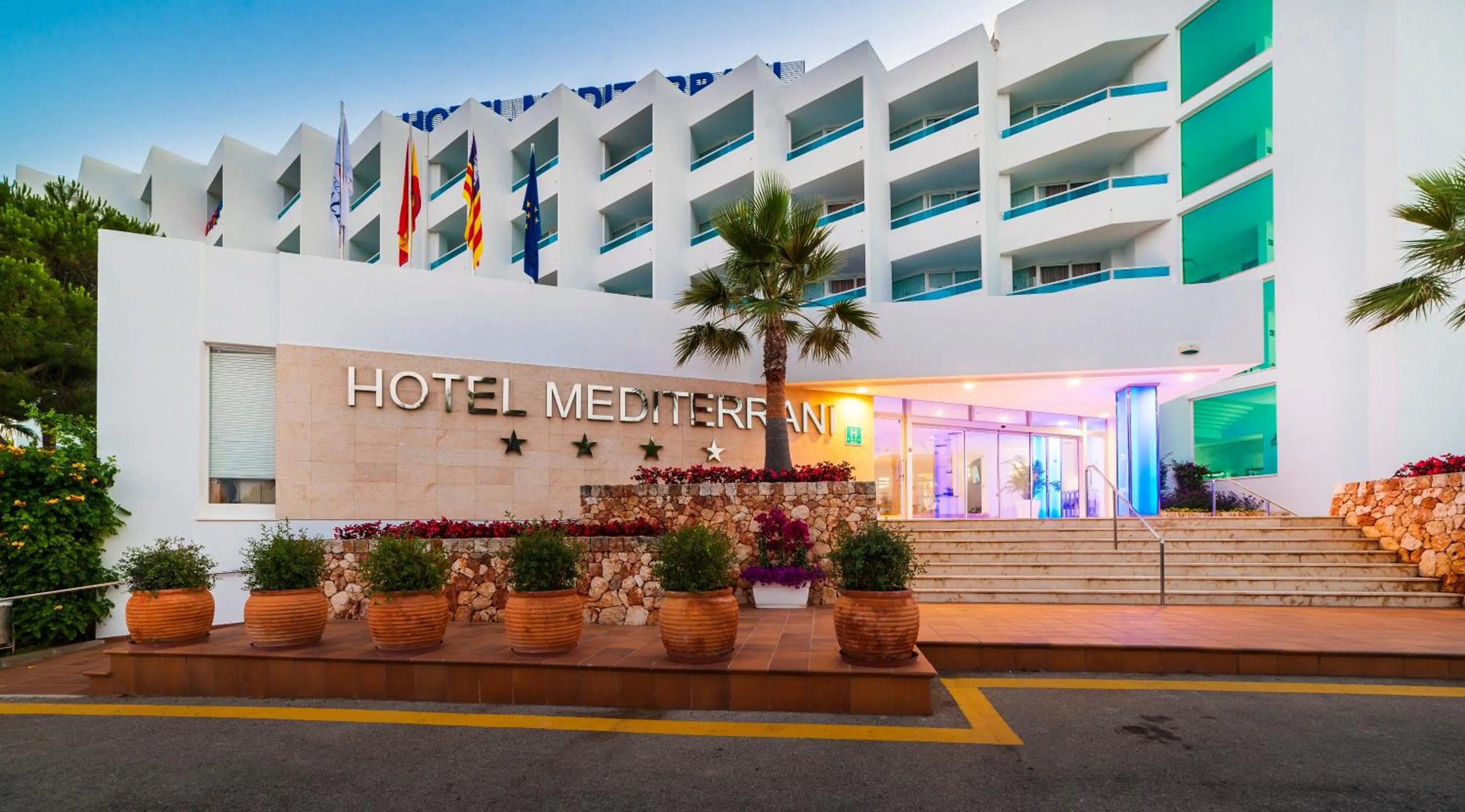 Facade/entrance in Globales Mediterrani