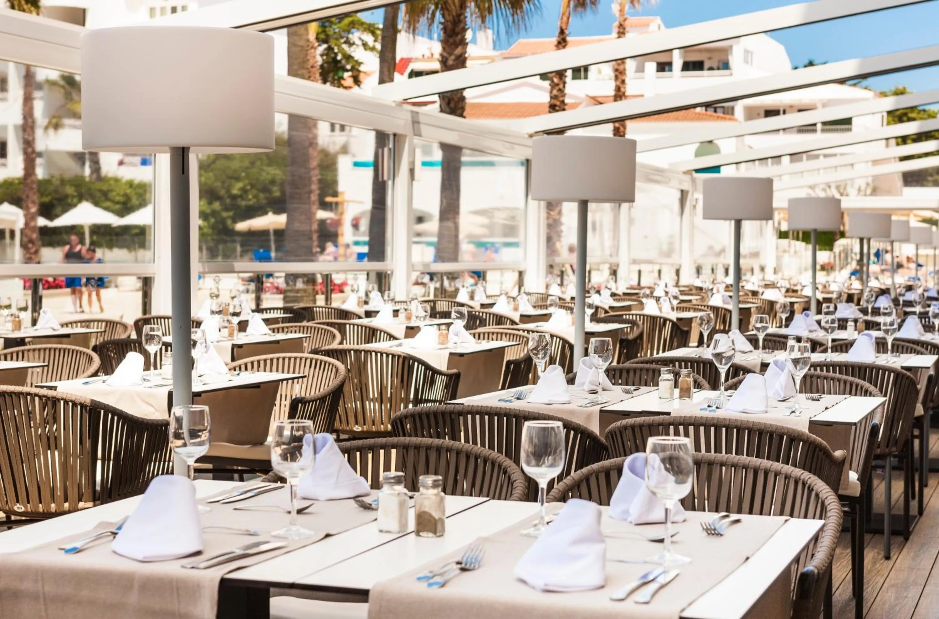 Restaurant/places to eat in Globales Mediterrani