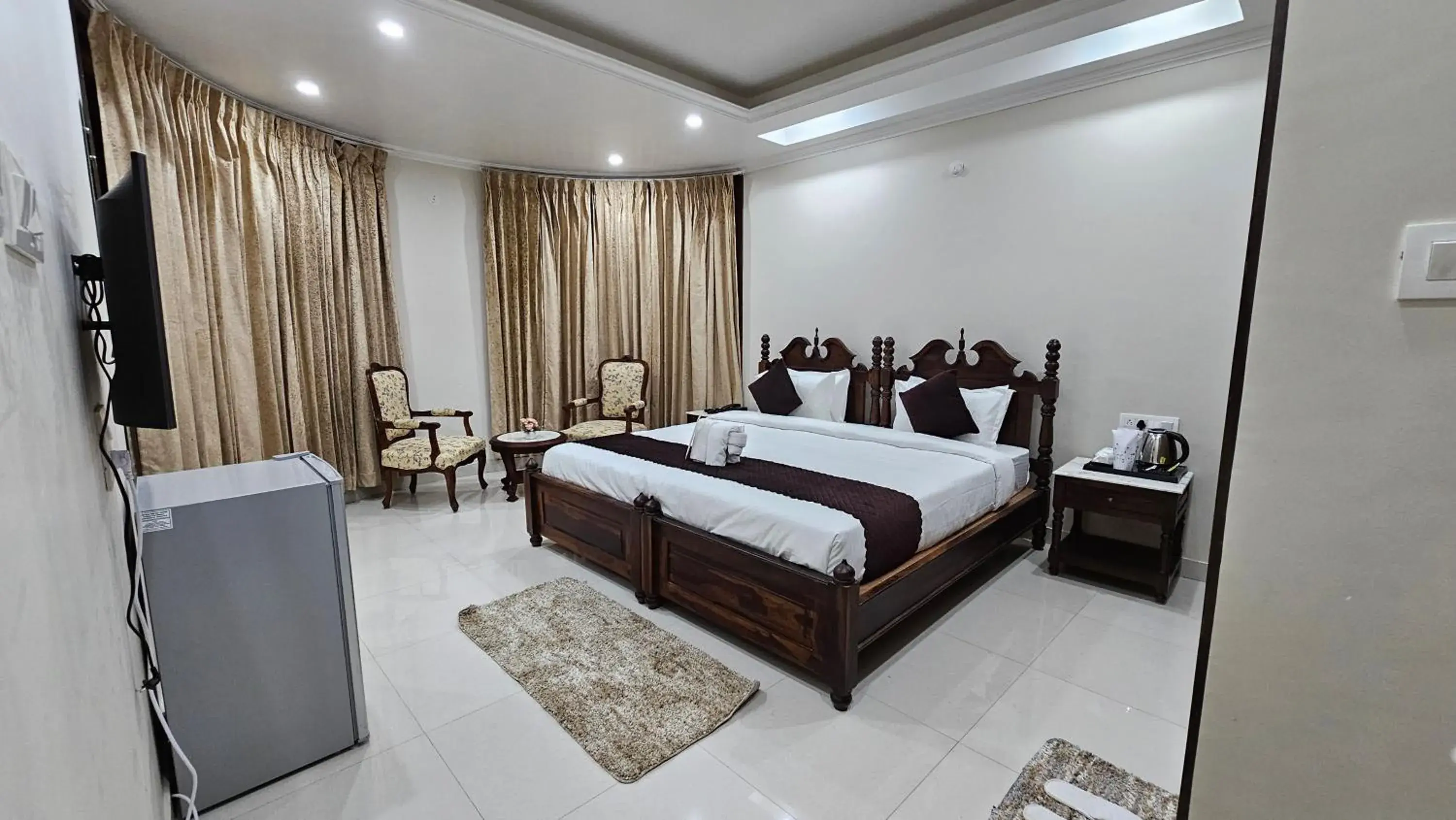 Superior Double Room in Hydrangea Heights by PTW Hotels Superior Double Room in Hydrangea Heights by PTW Hotels