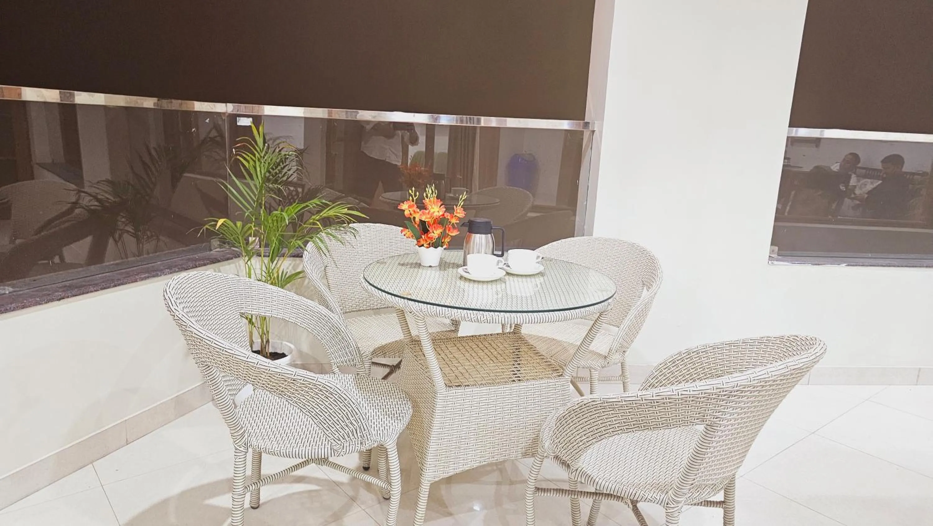 Seating area in Hydrangea Heights by PTW Hotels