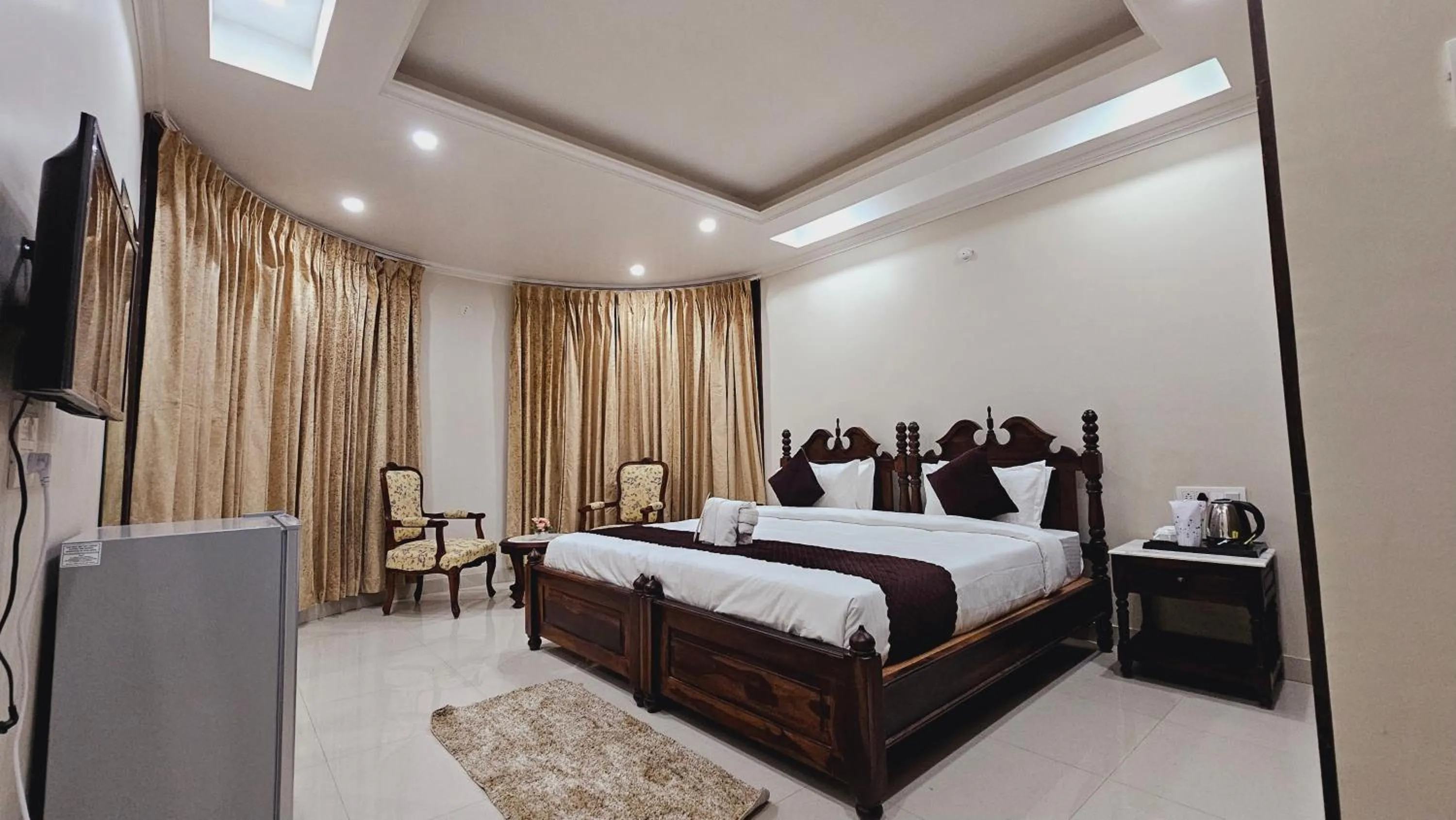 Bed in Hydrangea Heights by PTW Hotels