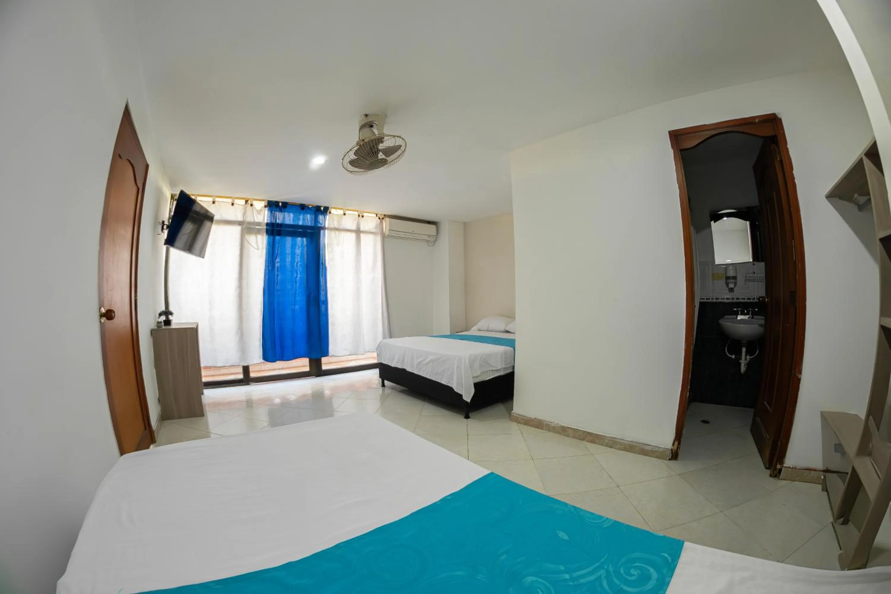 Bed in Hotel Santander Plaza