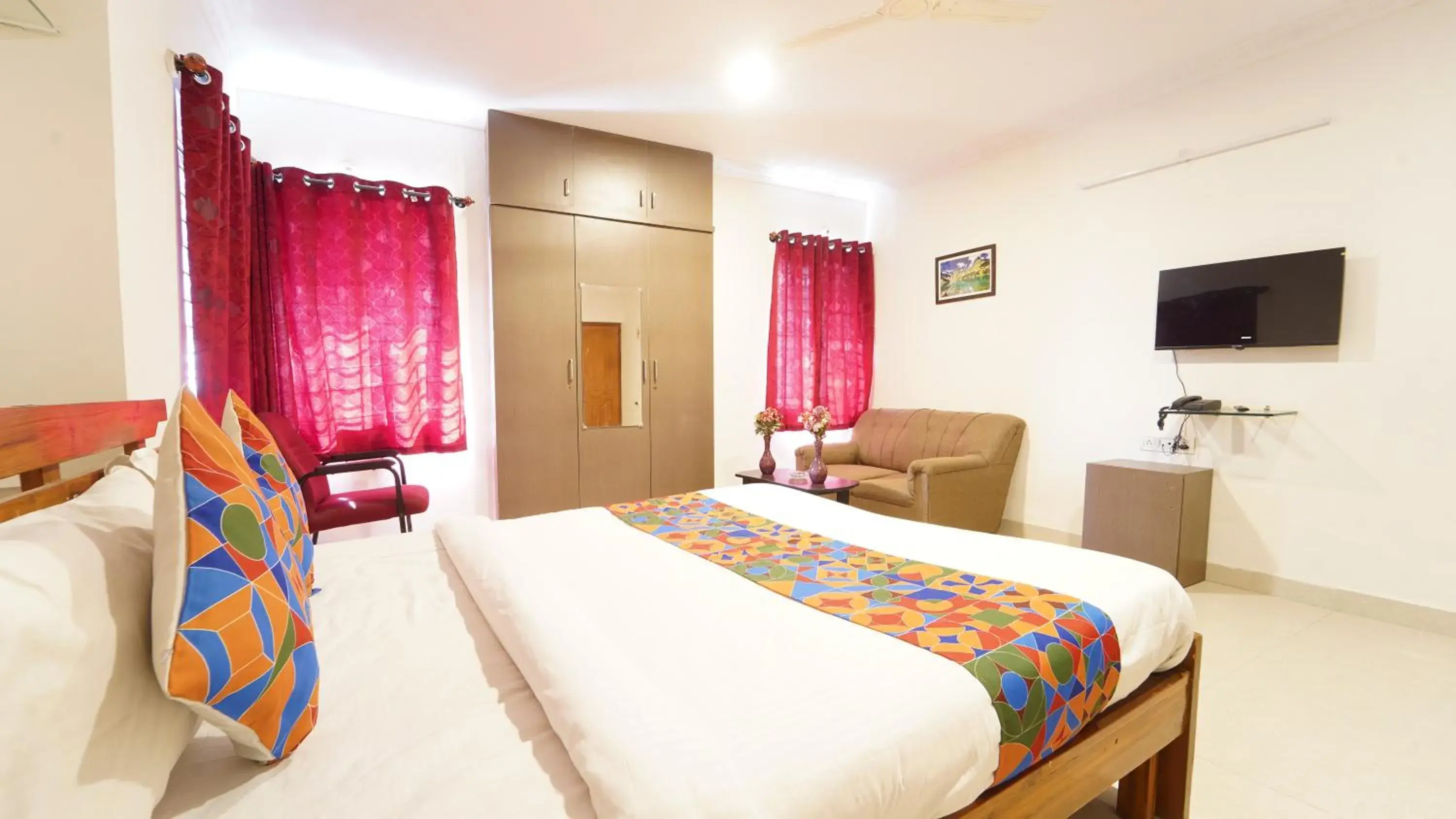 Superior King Room - single occupancy in Mann Pasand Inn Feel the Luxury Superior King Room - single occupancy in Mann Pasand Inn Feel the Luxury