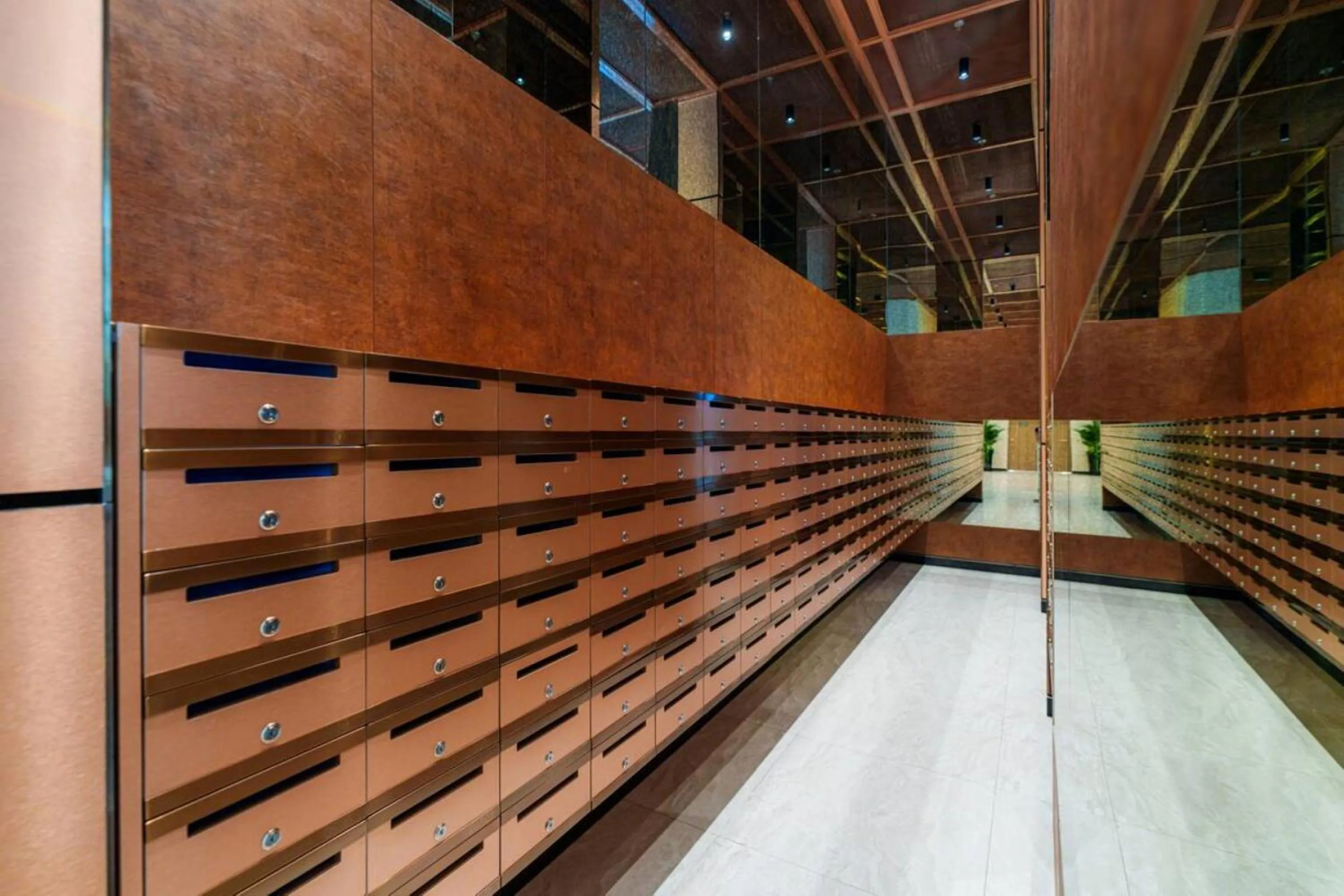 concierge in Imperial De La SoL District 4