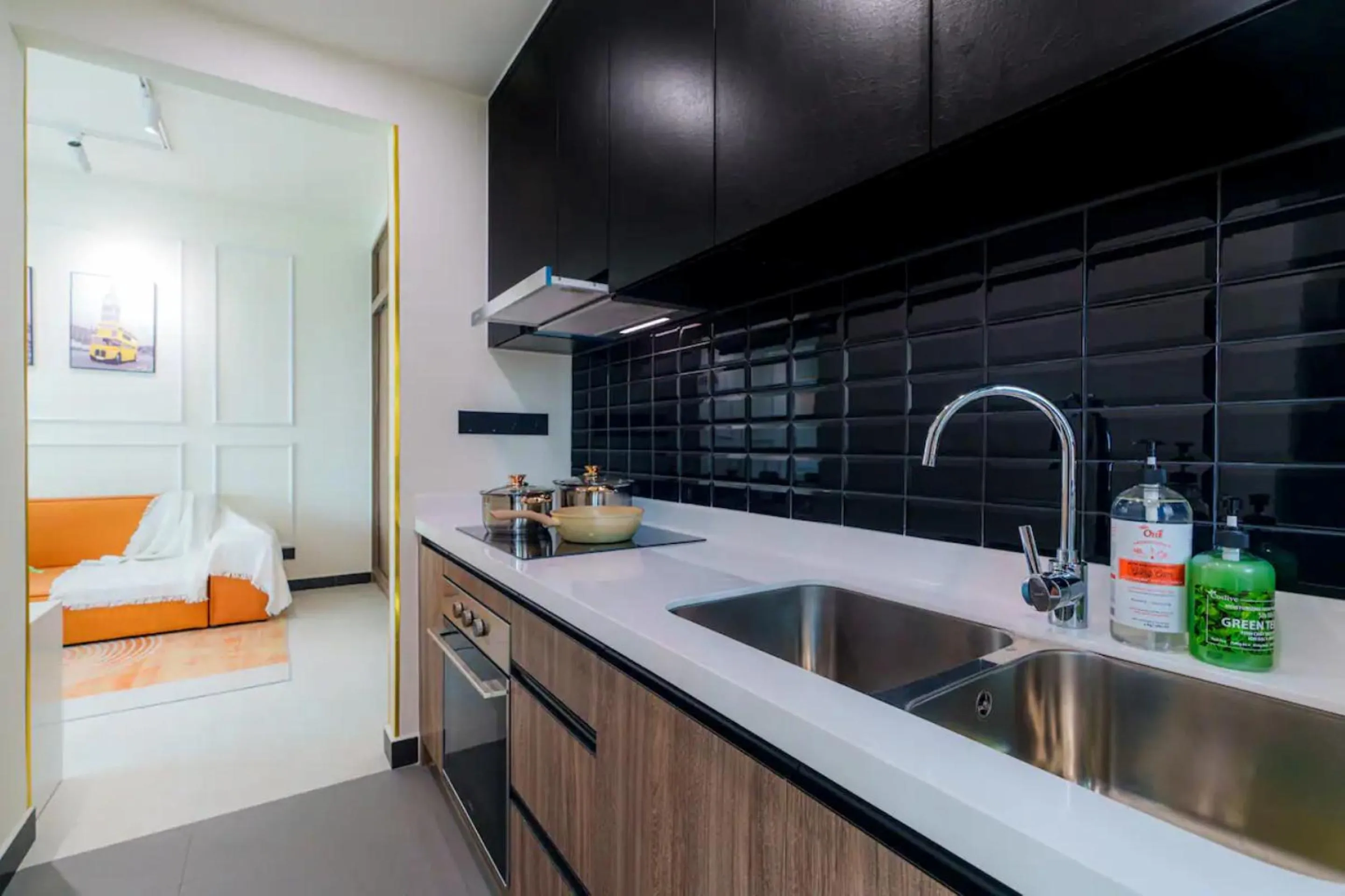 Kitchen or kitchenette in Imperial De La SoL District 4