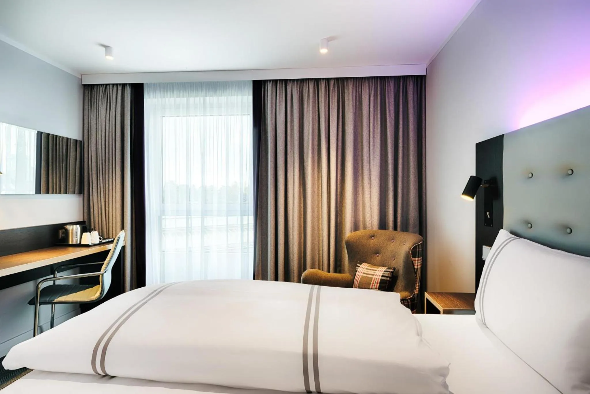 Bedroom, Bed in Premier Inn Lübeck City Centre