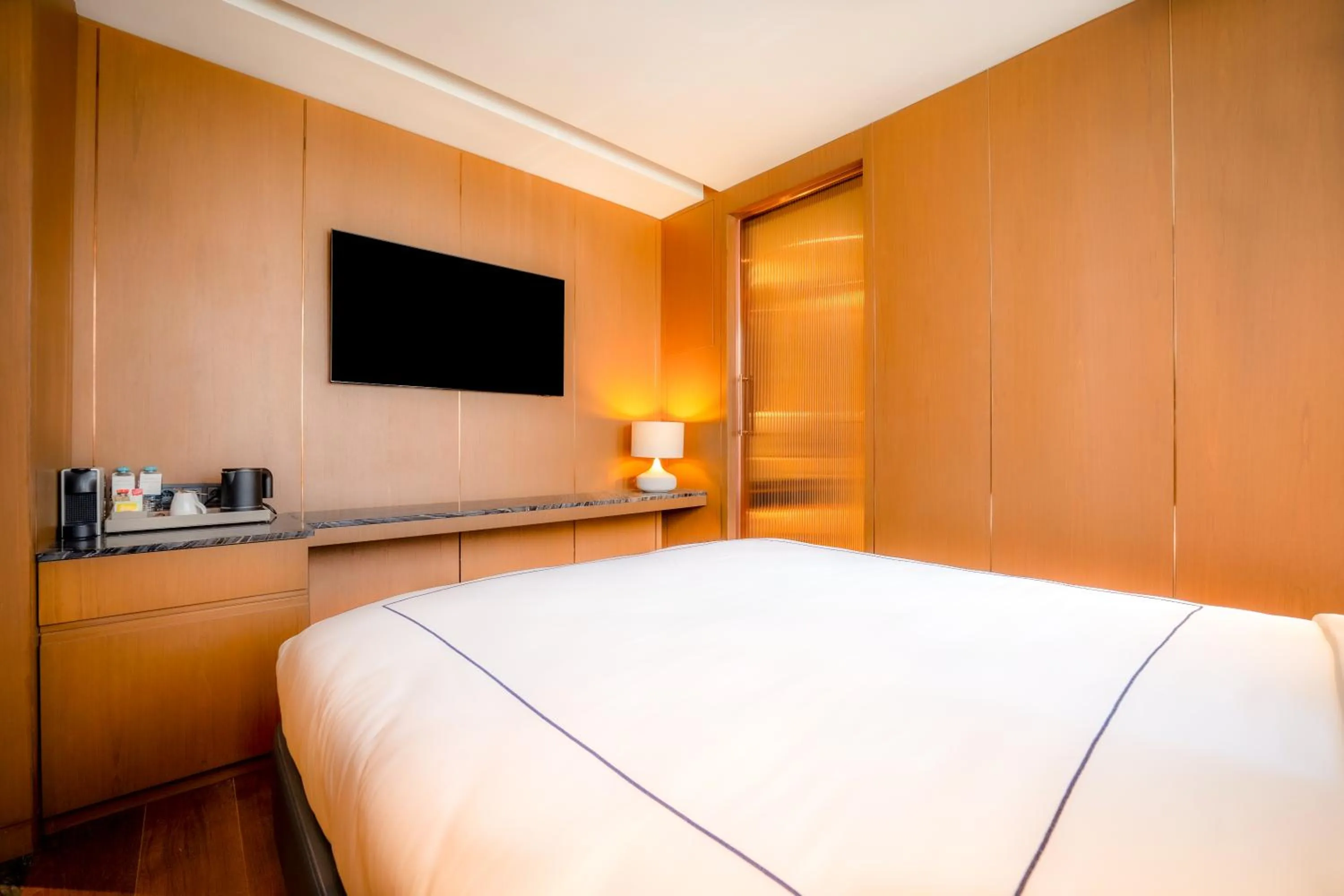 Coffee/tea facilities, Bed in Sura Concept Hotel