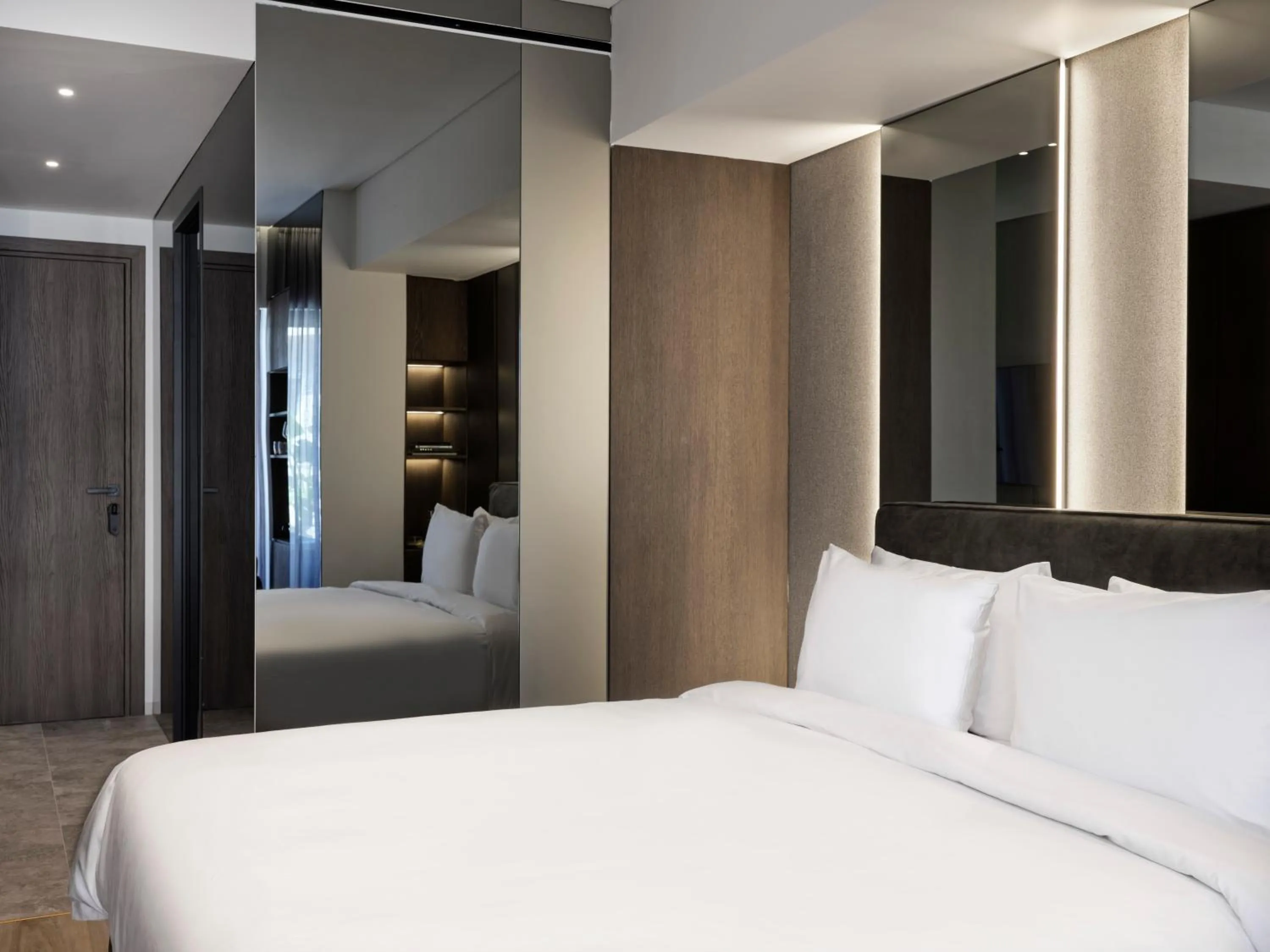 Photo of the whole room, Bed in Nur Edge Aparthotel - Acropolis Skyline