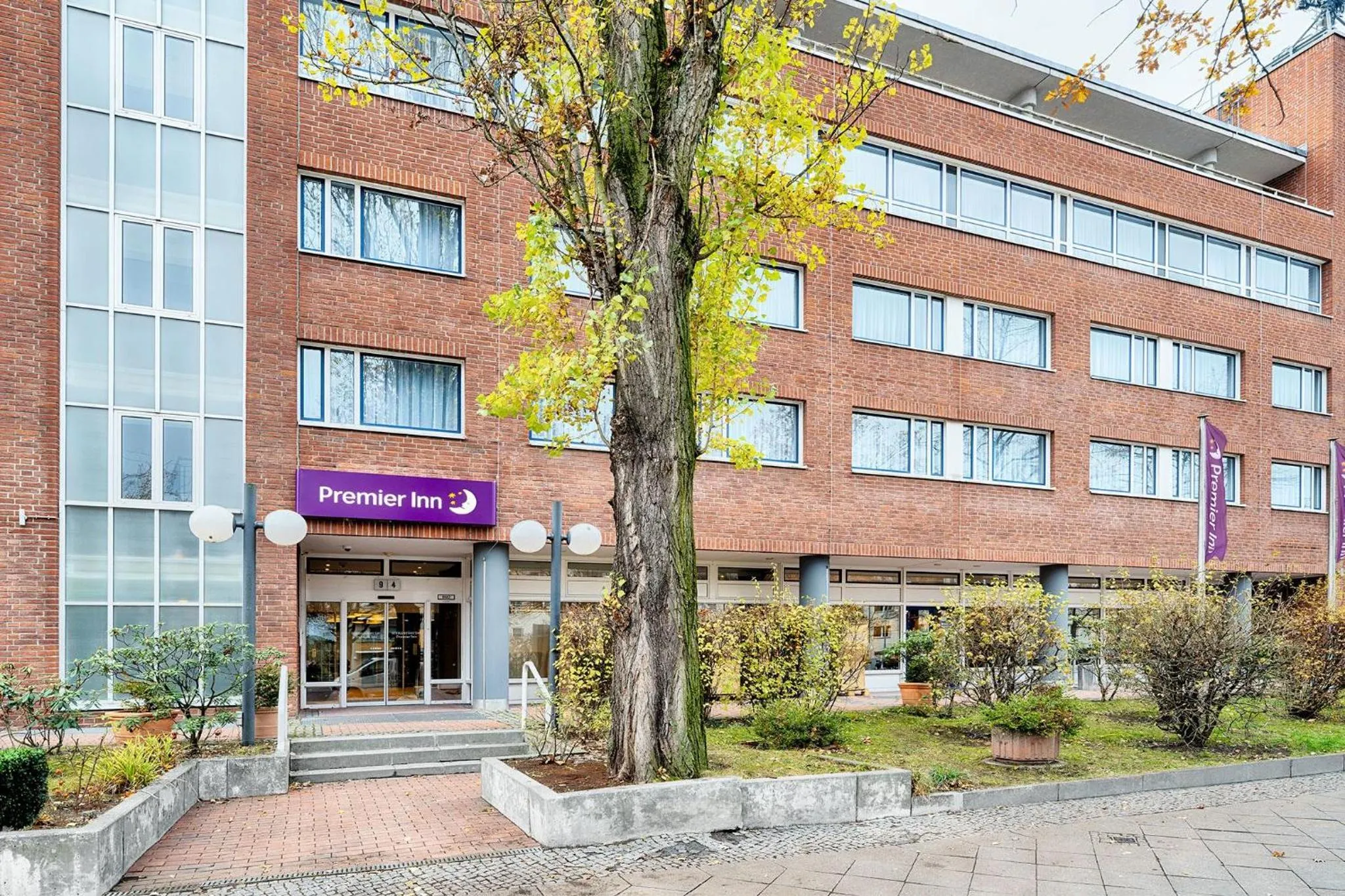 Property building in Premier Inn Koeln City Centre