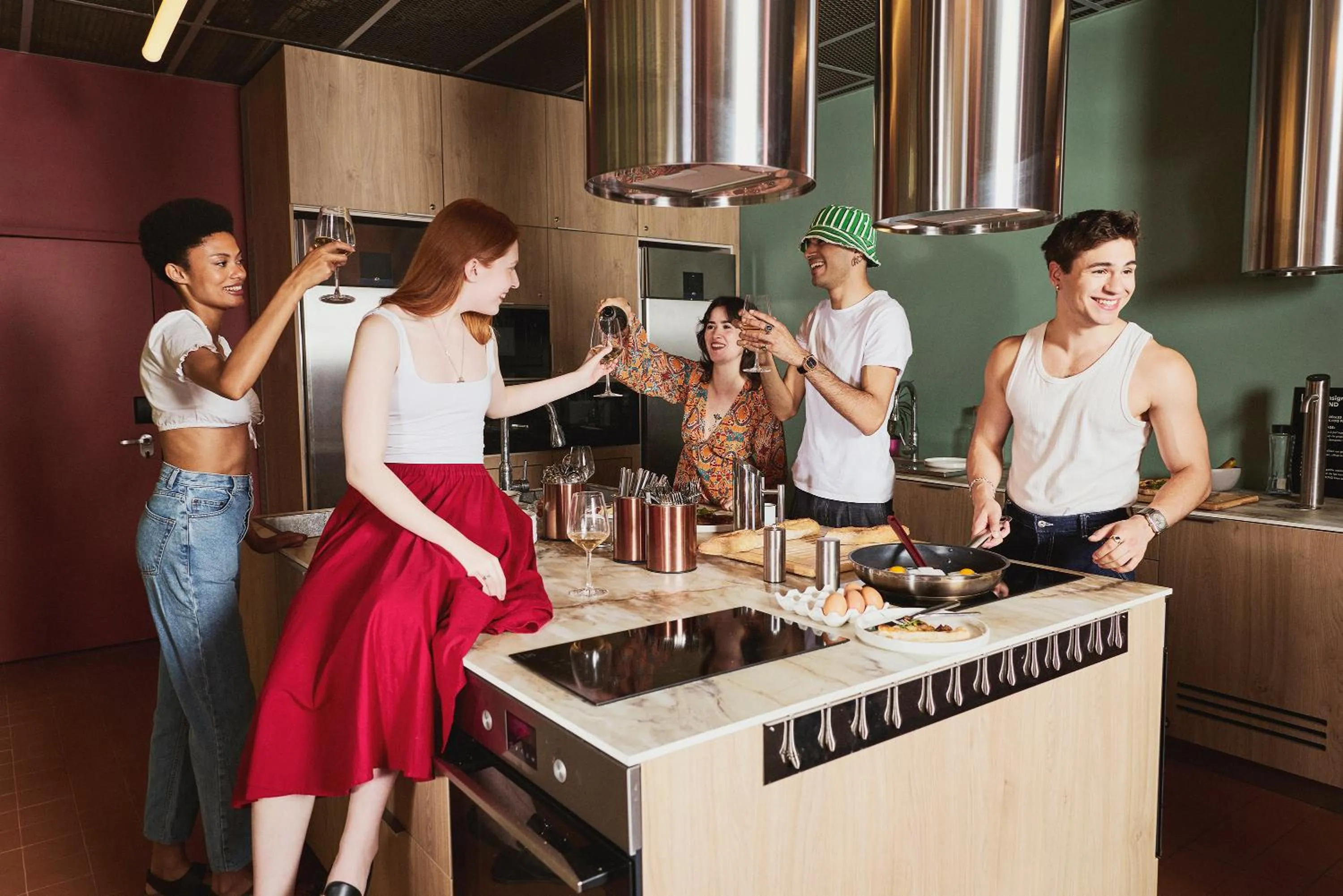 Communal kitchen in lyf Gambetta Paris