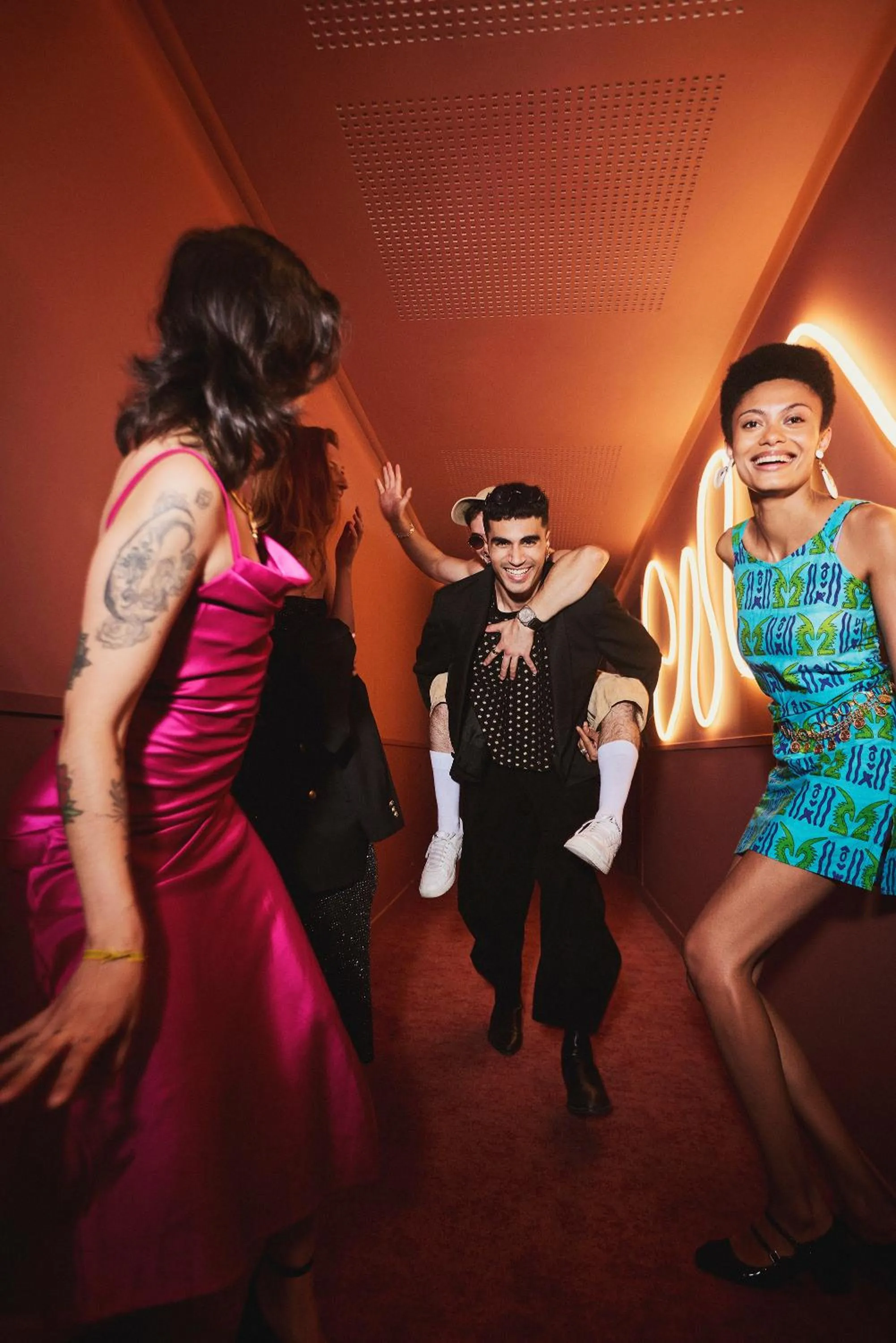 People in lyf Gambetta Paris