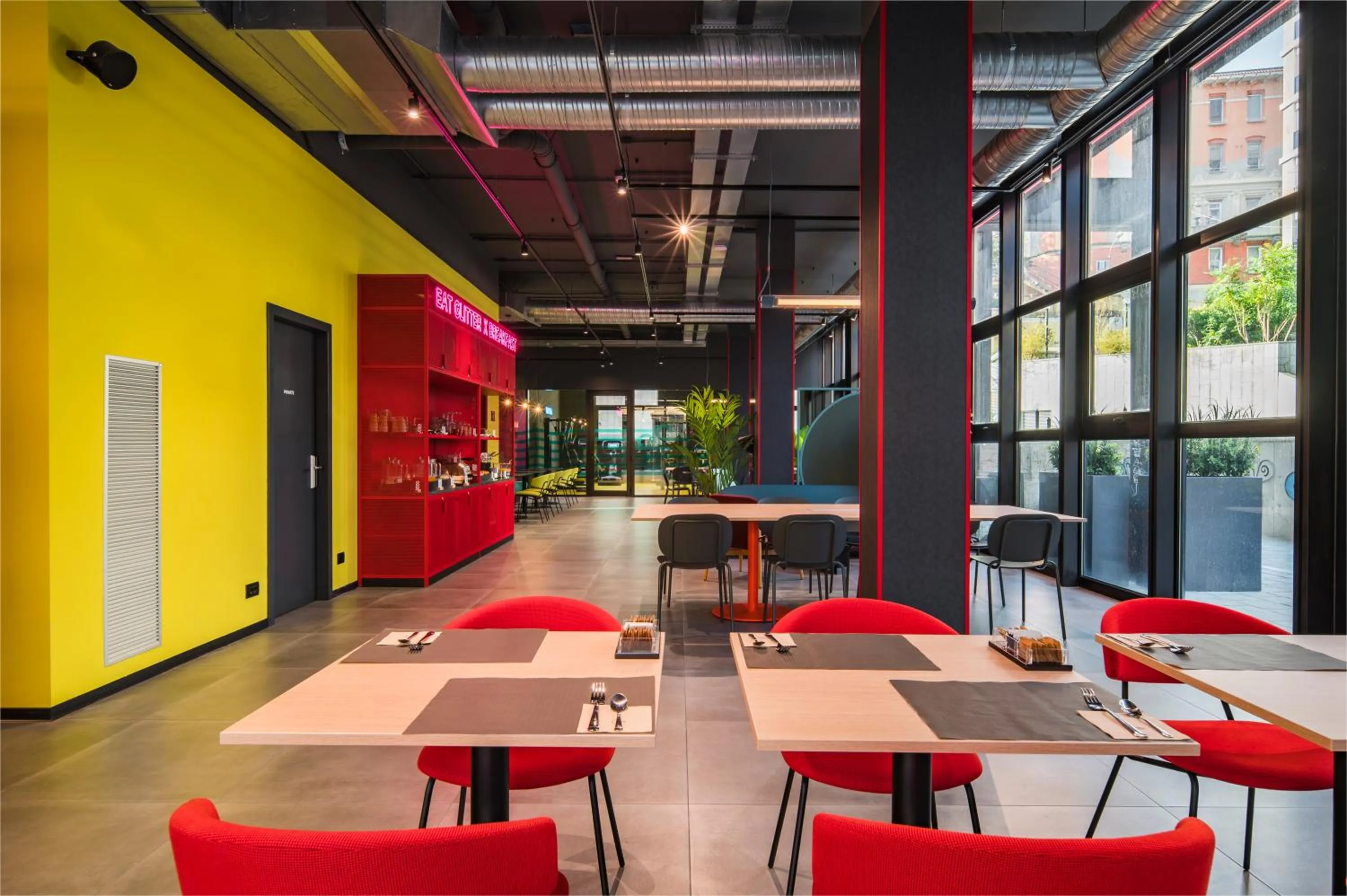 Lounge or bar in CX Trieste Giulia