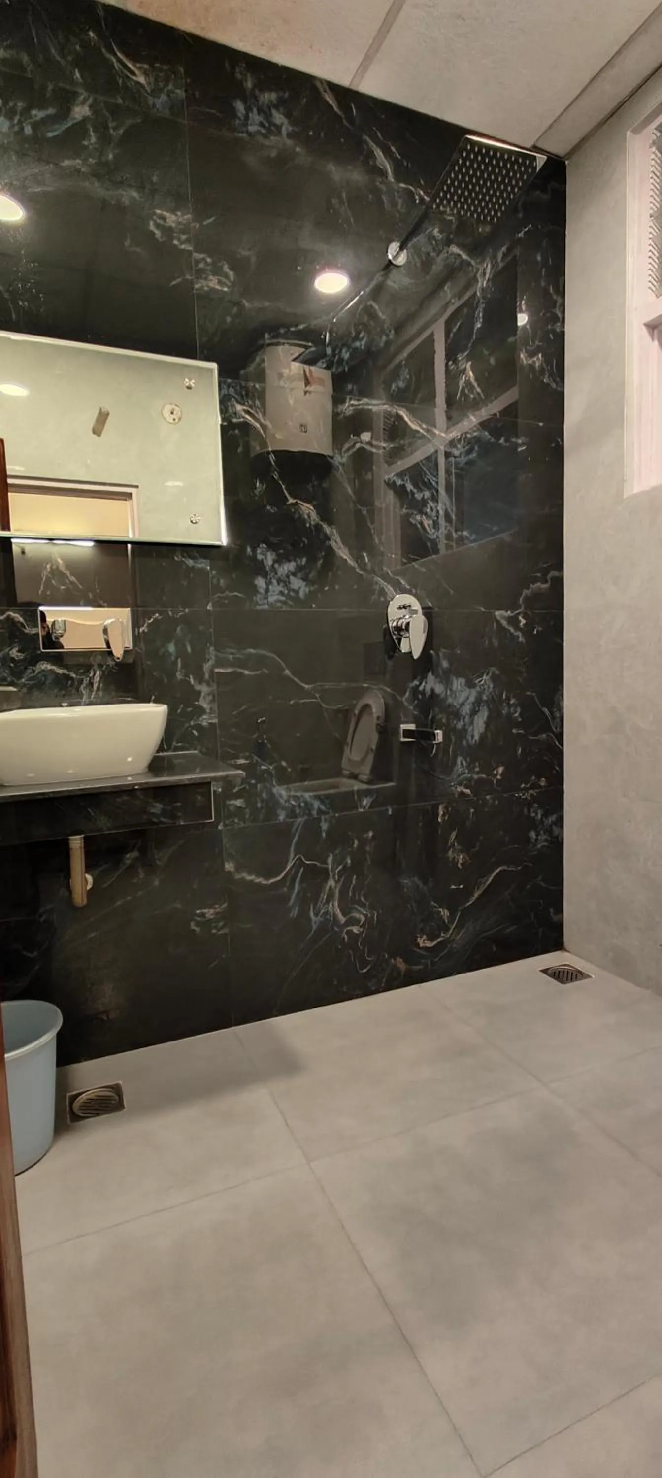 Bathroom in Hotel Raghunath