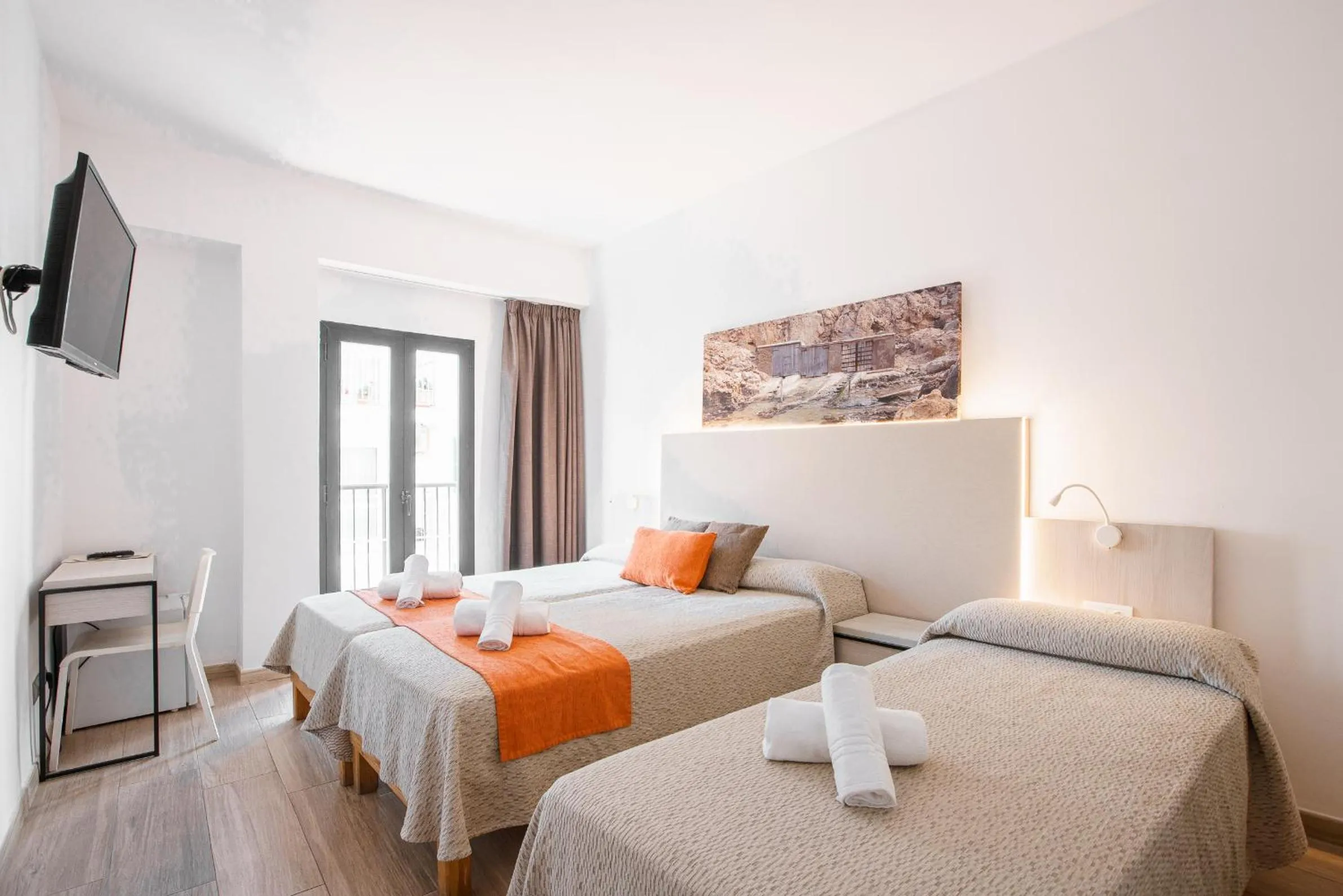 Bedroom, Bed in Hotel Florencio Ibiza