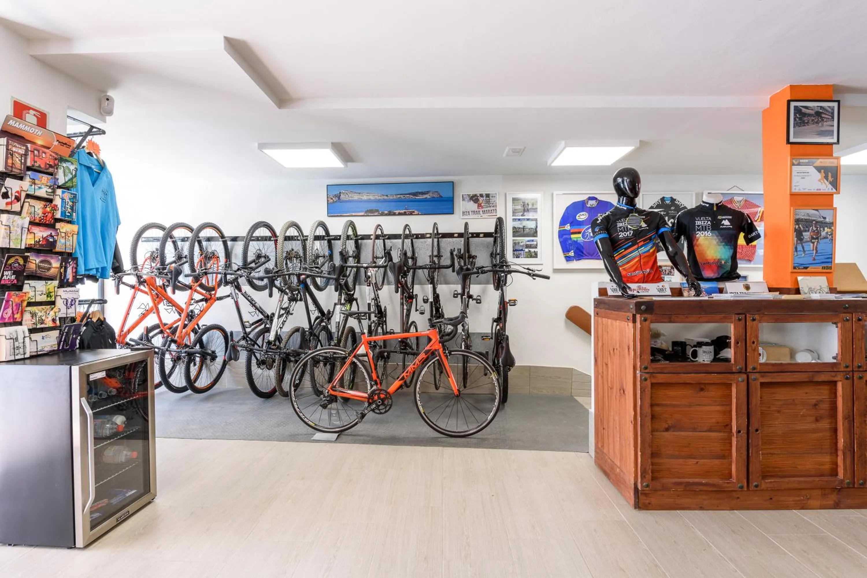 On-site shops in Hotel Florencio Ibiza