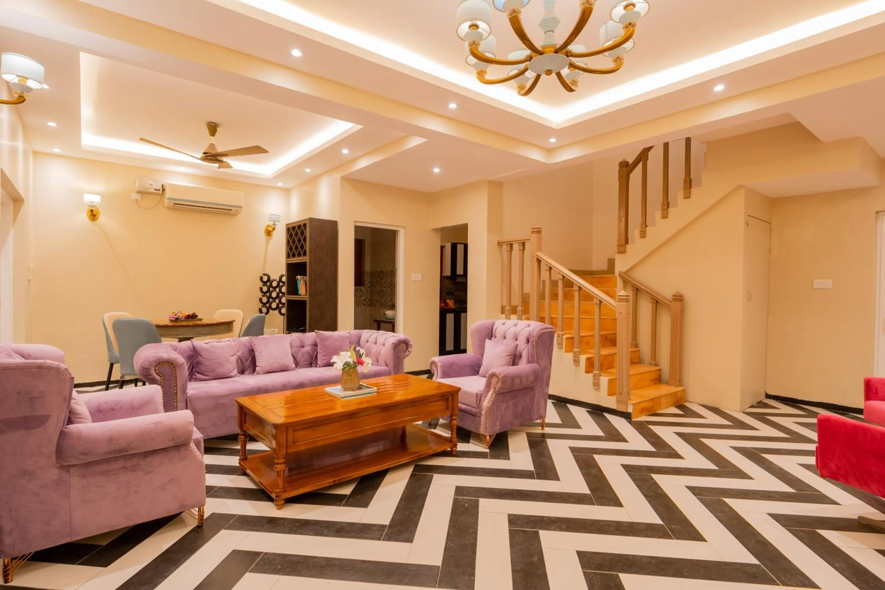 TV and multimedia in Emperor Ozran by Alaya Stays