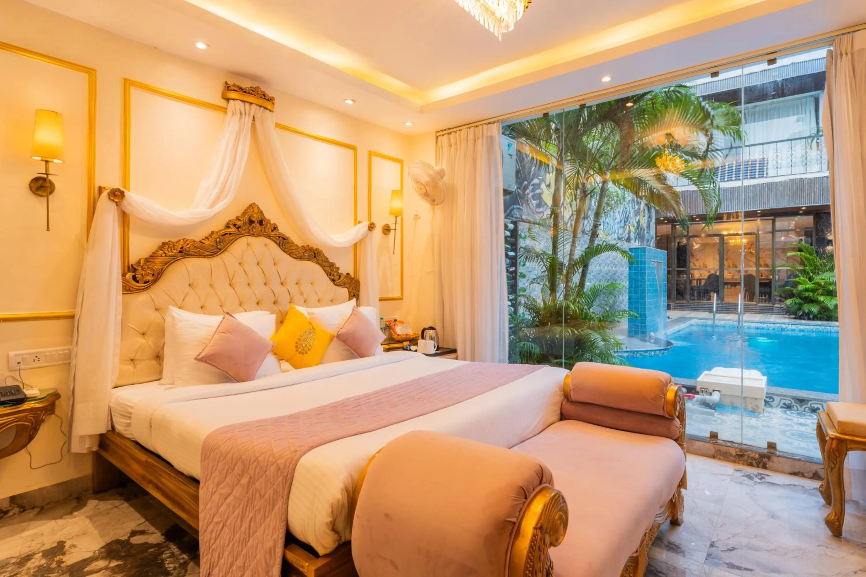 Living room, Bed in Emperor Ozran by Alaya Stays