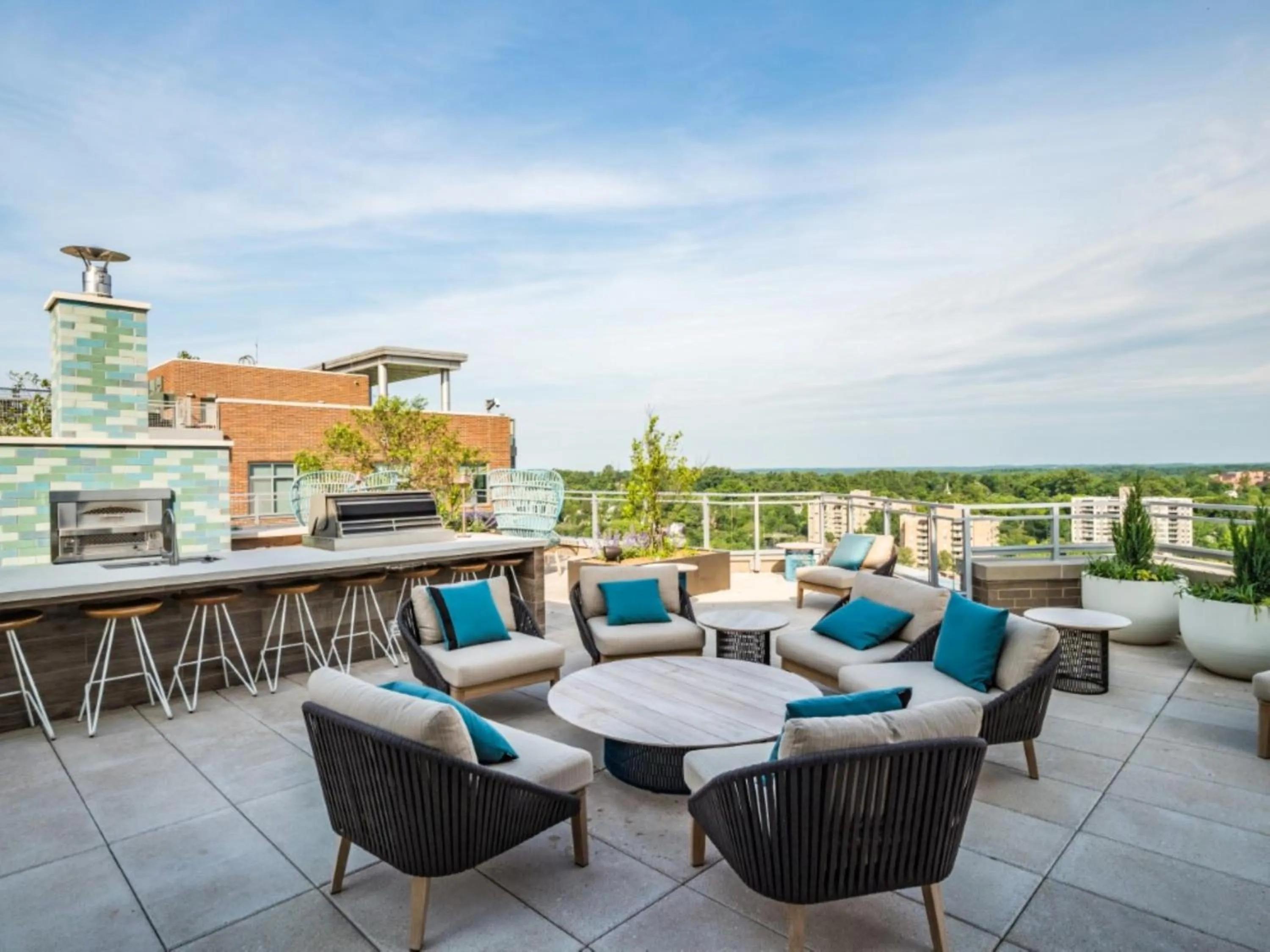 Balcony/Terrace in Global Luxury Suites Bethesda Chevy Chase