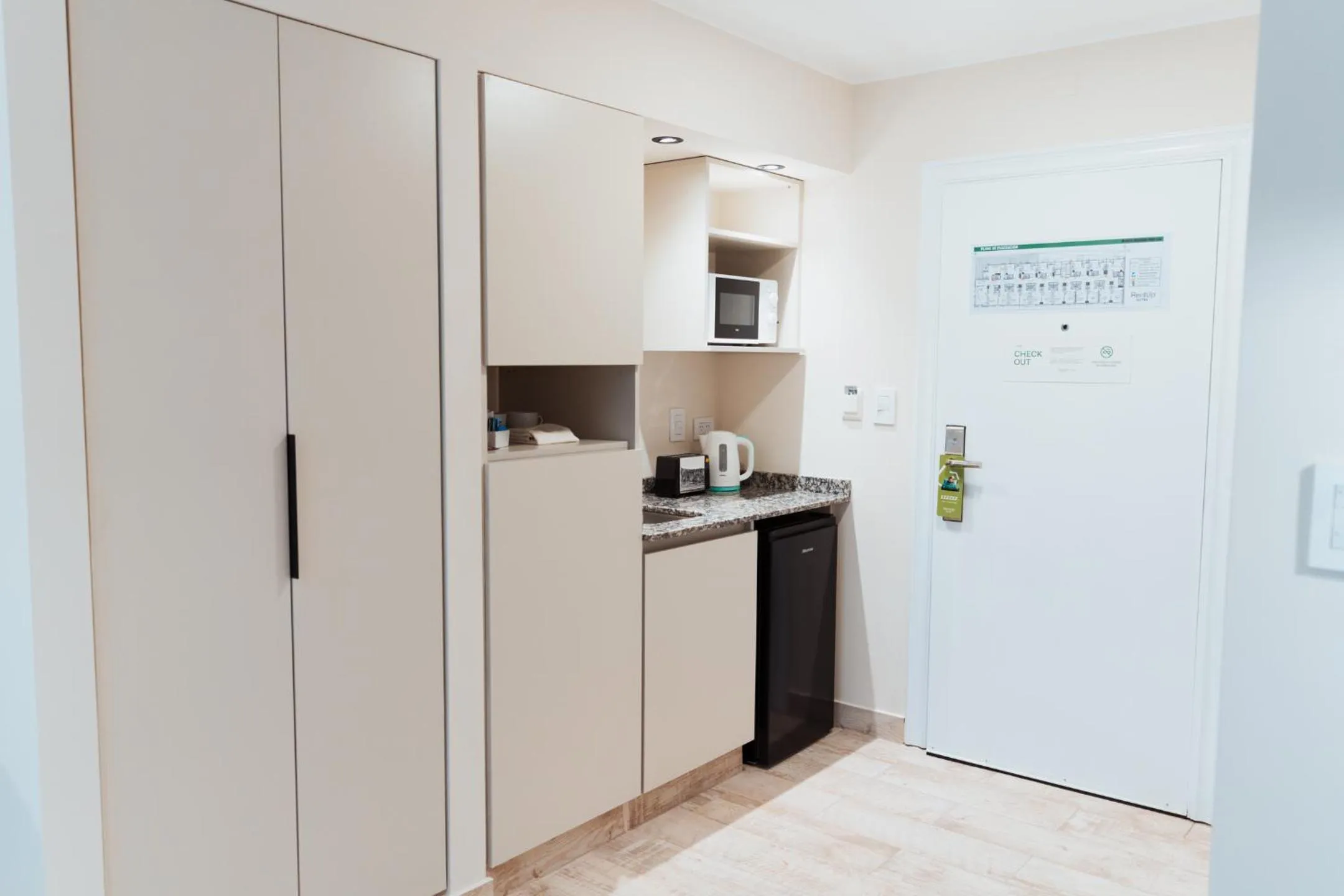 Area and facilities in RentUp Suites Salta