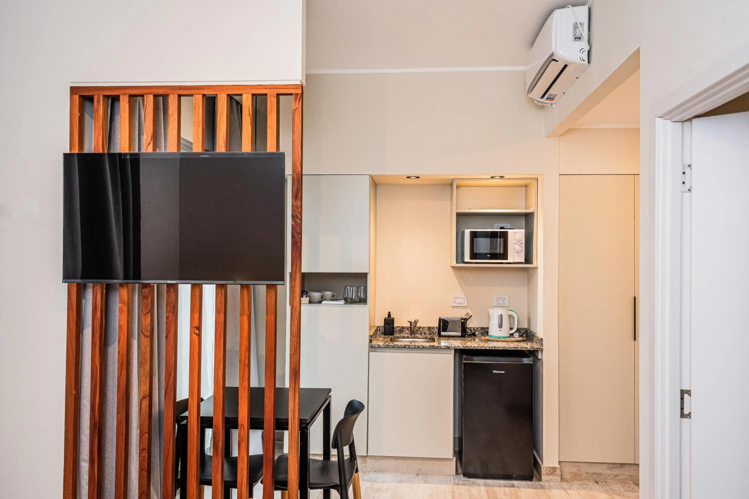 Kitchen or kitchenette in RentUp Suites Salta