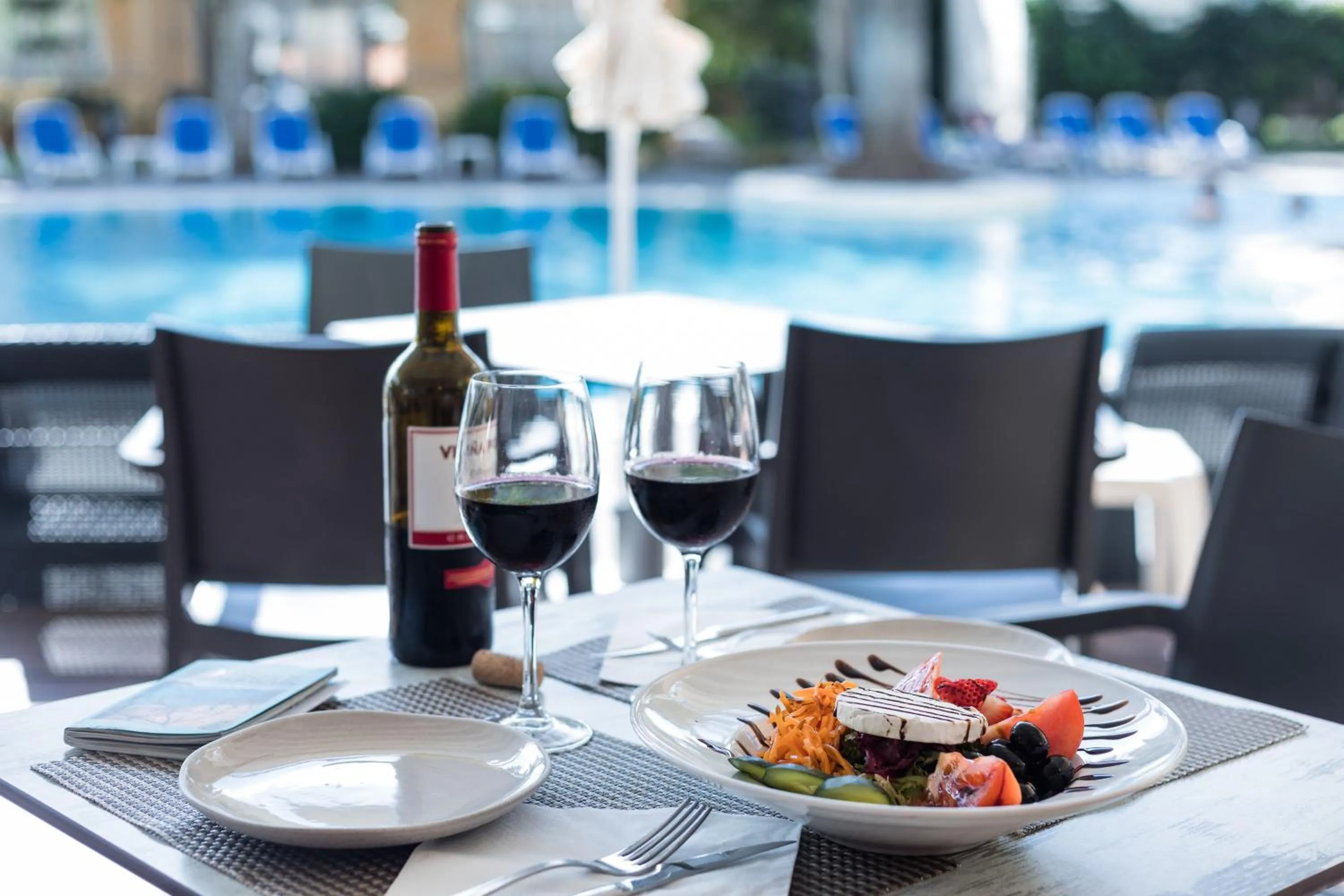 Restaurant/places to eat in Sagitario Playa