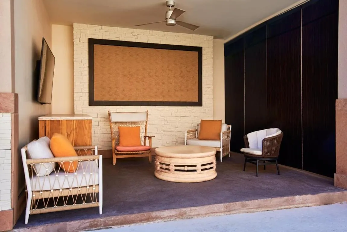 Virgin Hotels Las Vegas by Suiteness