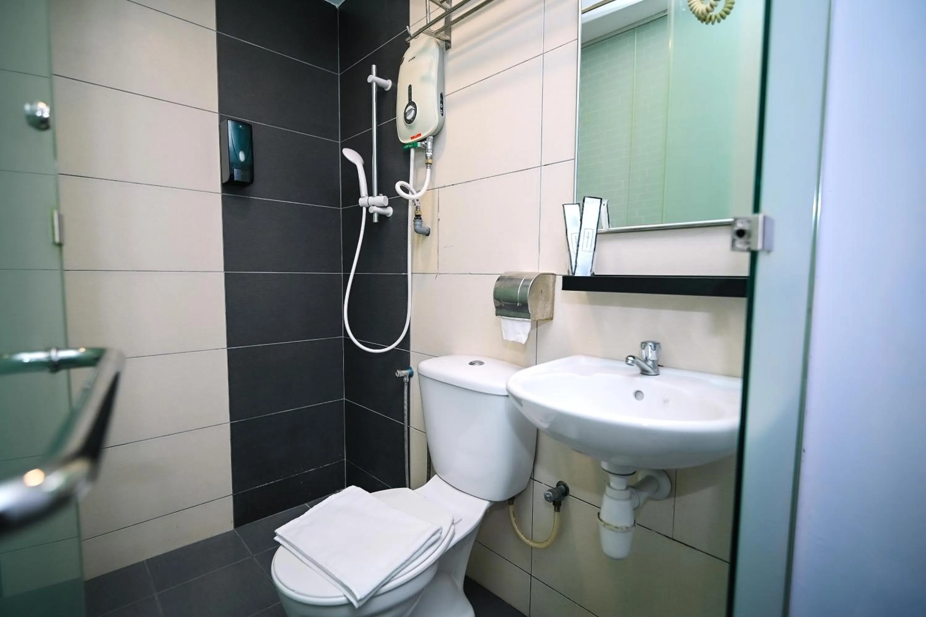 Shower in Swing & Pillows - Rawang Selangor