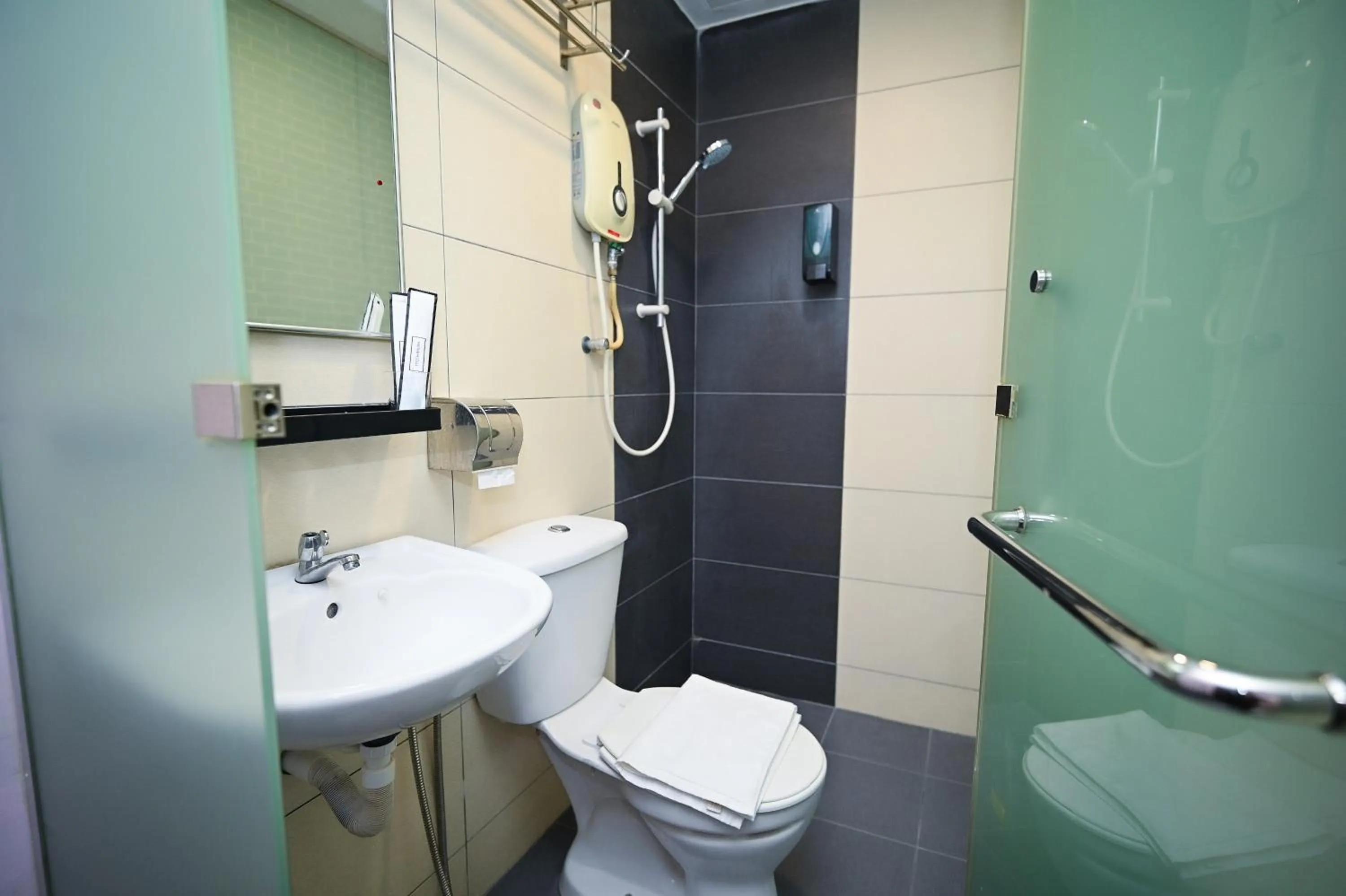 Shower in Swing & Pillows - Rawang Selangor