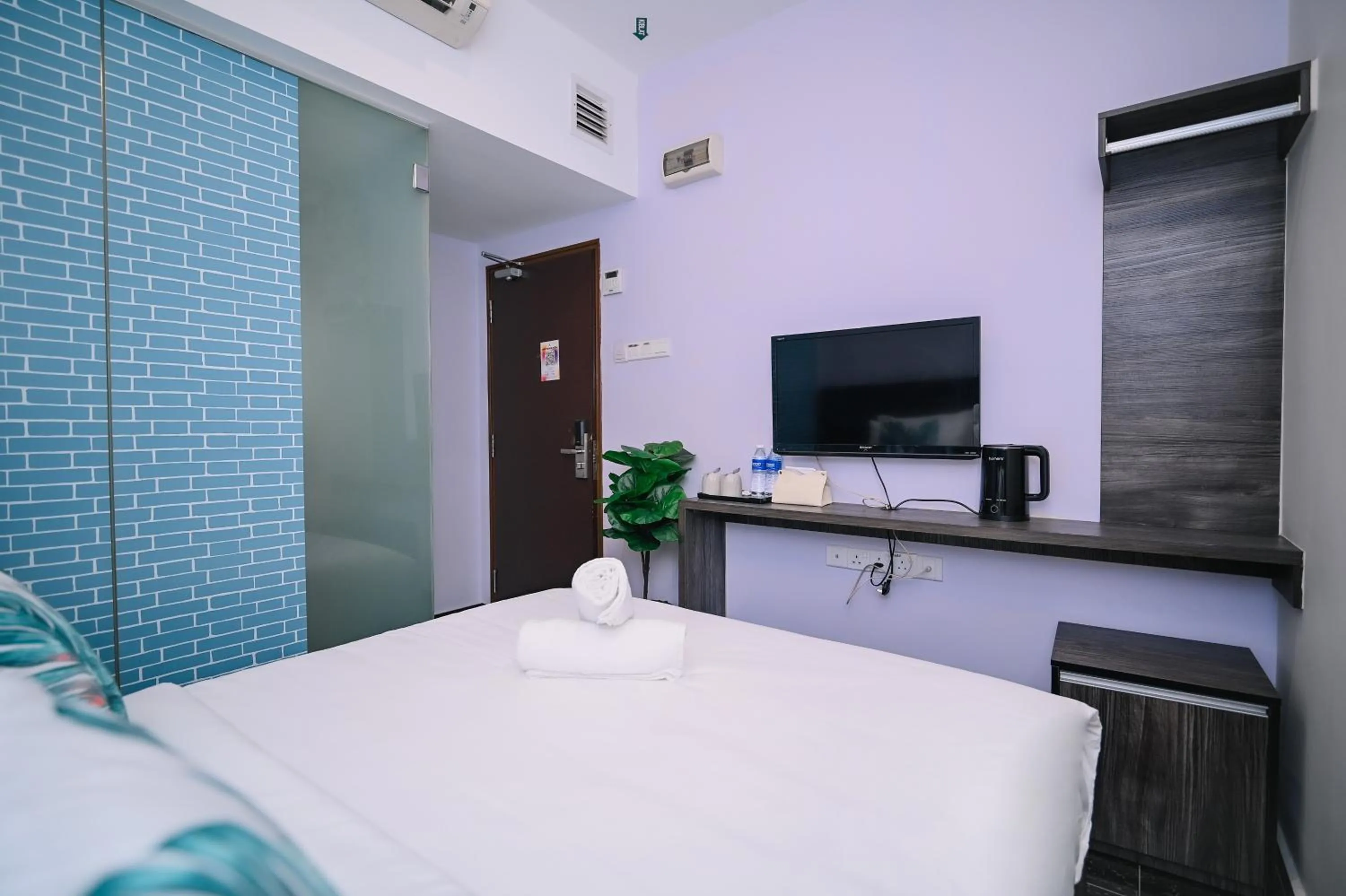 Bed in Swing & Pillows - Rawang Selangor