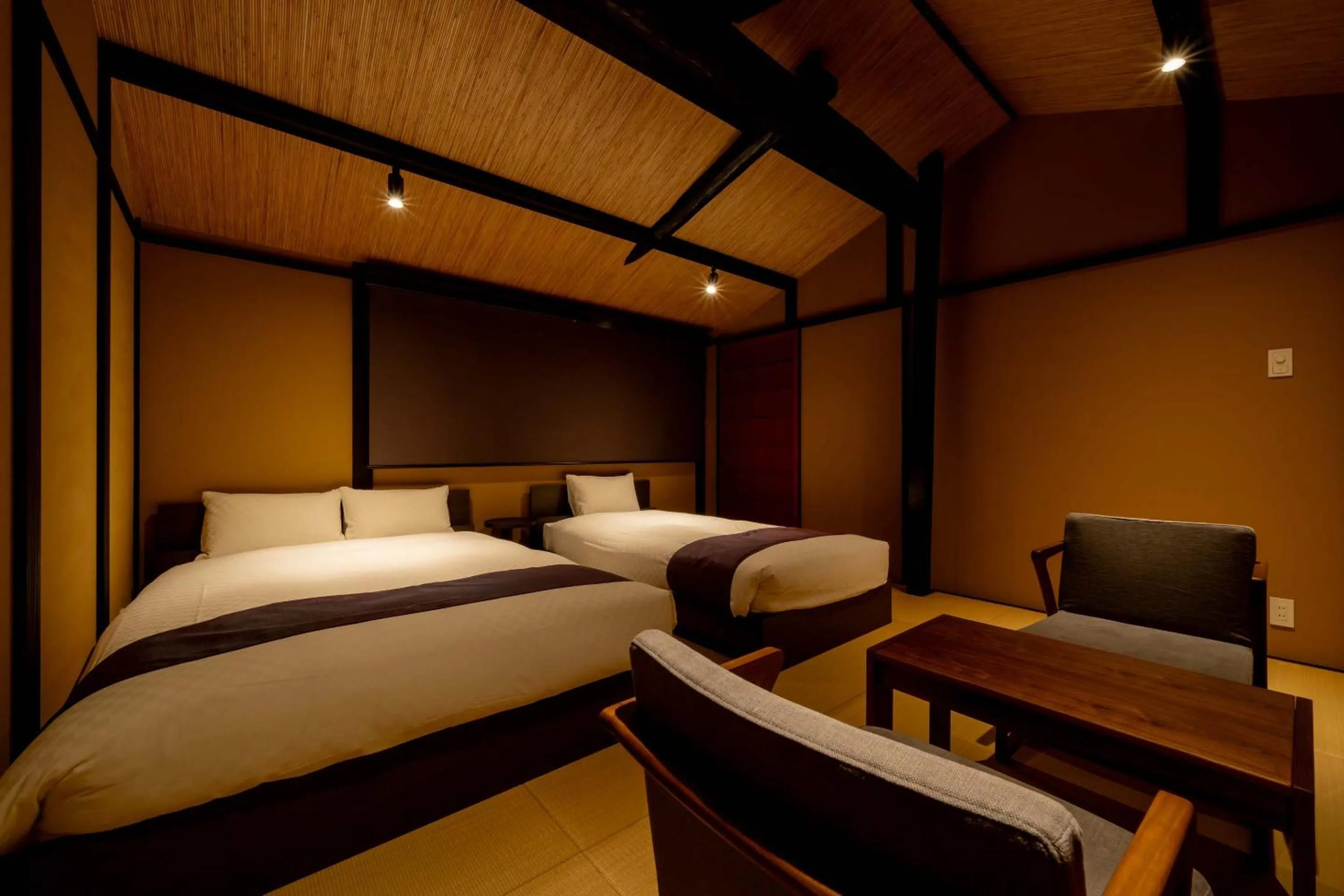 Bedroom, Bed in RESI STAY Palace Gate