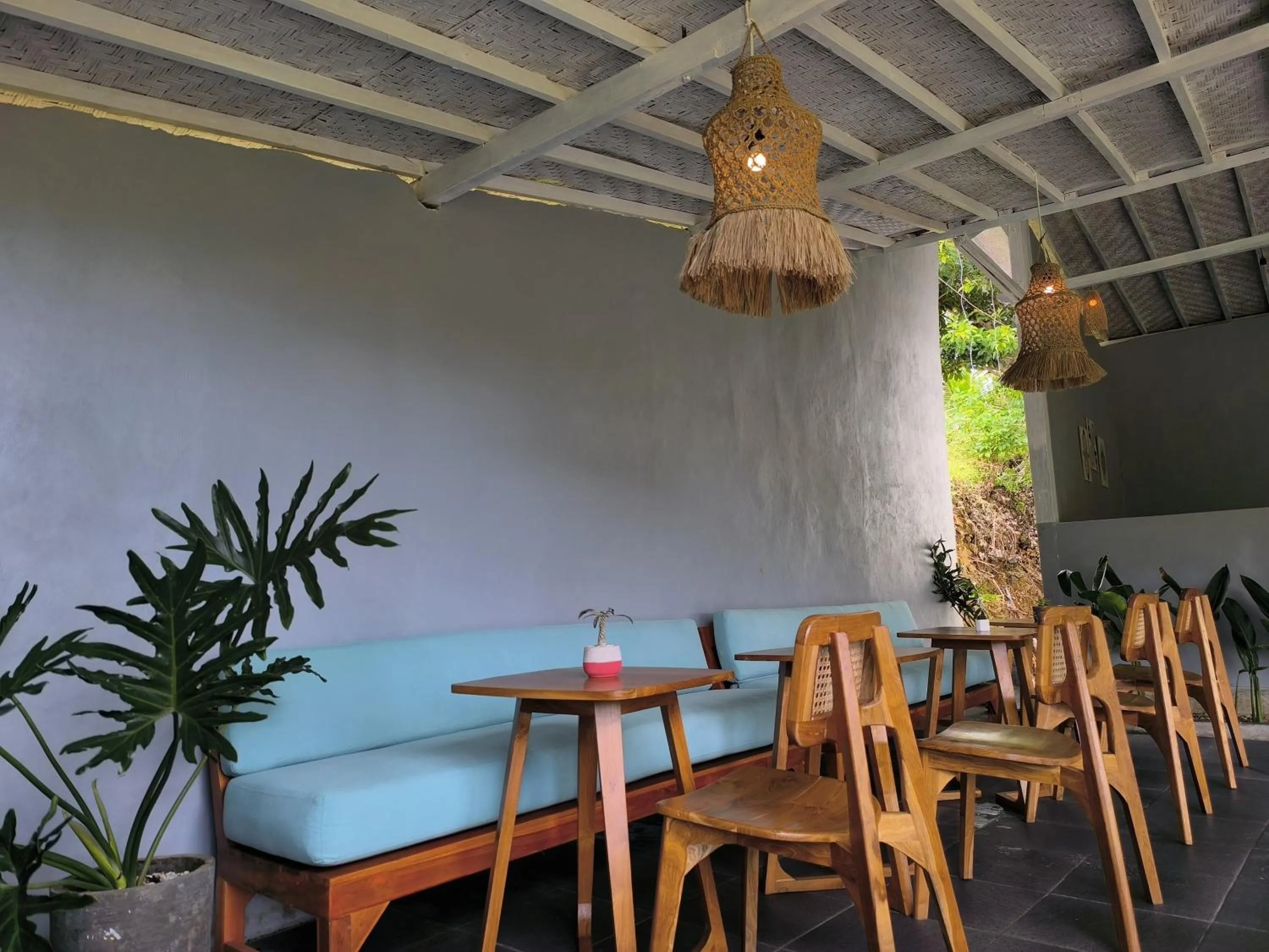 Restaurant/places to eat in Sun Grace Penida Cottage