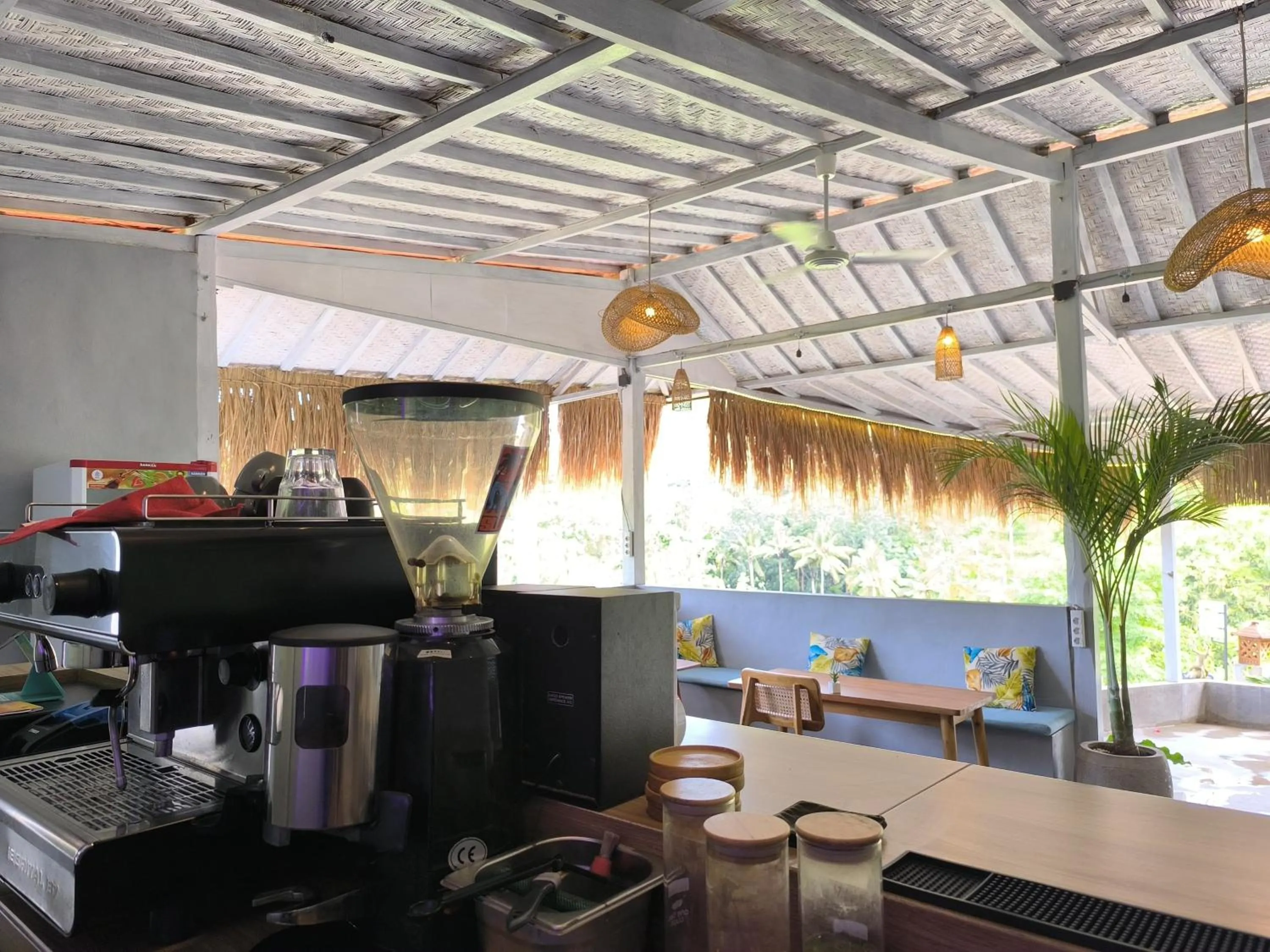 Coffee/tea facilities in Sun Grace Penida Cottage