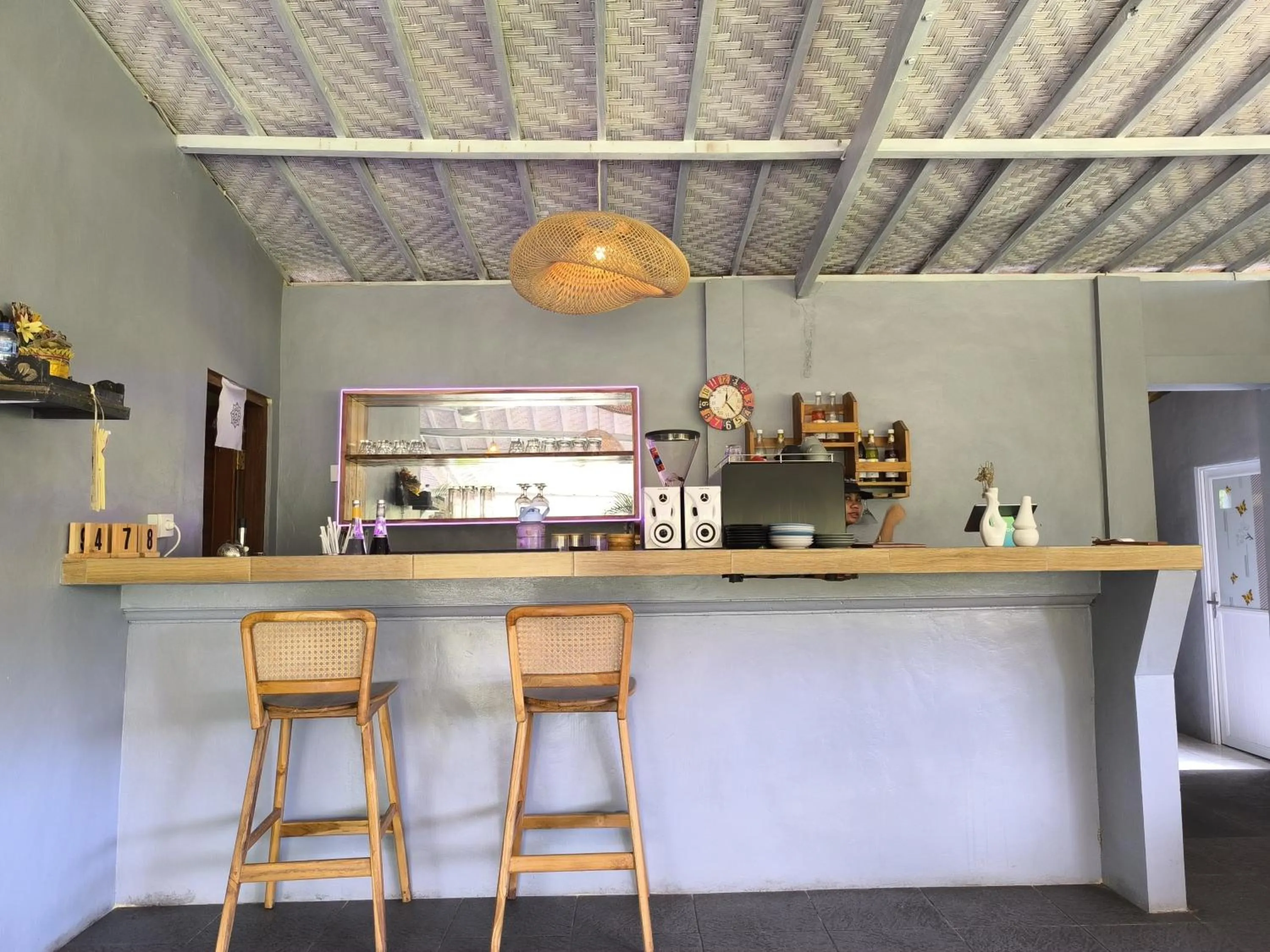 Food and drinks in Sun Grace Penida Cottage