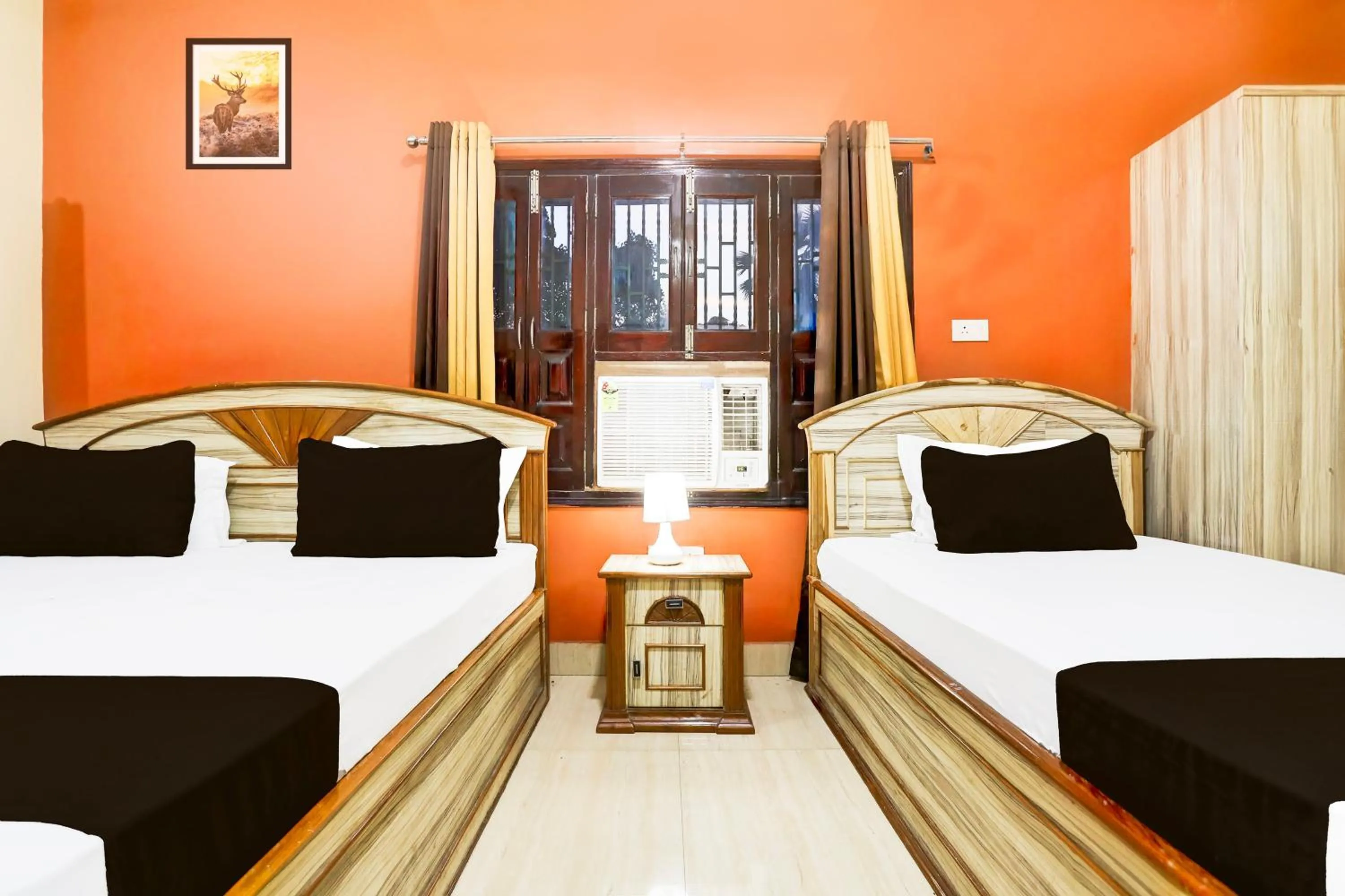 Lobby or reception, Bed in Hotel O R B Palace