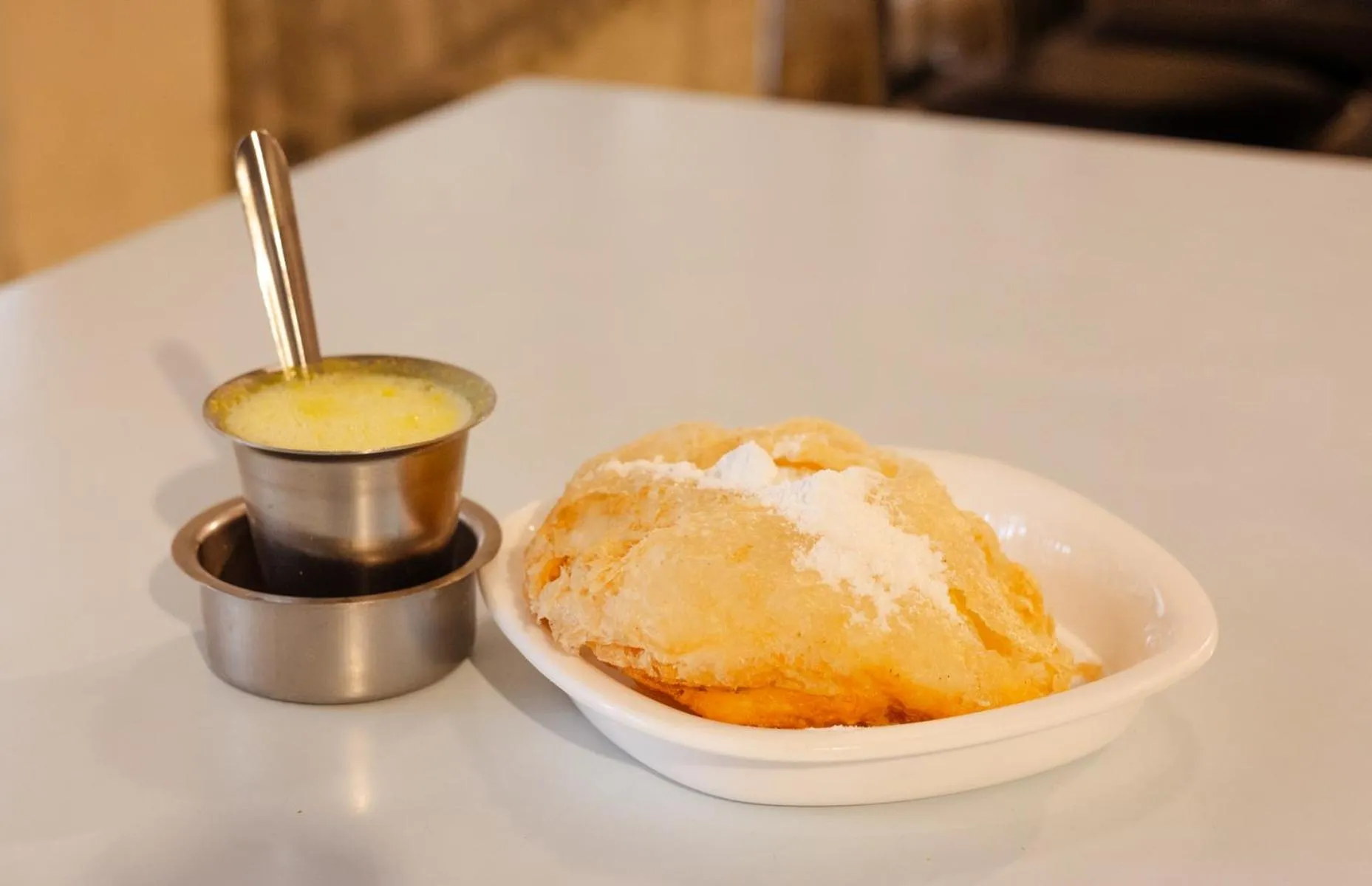 Restaurant/places to eat in Sri Ramakrishna Hotel