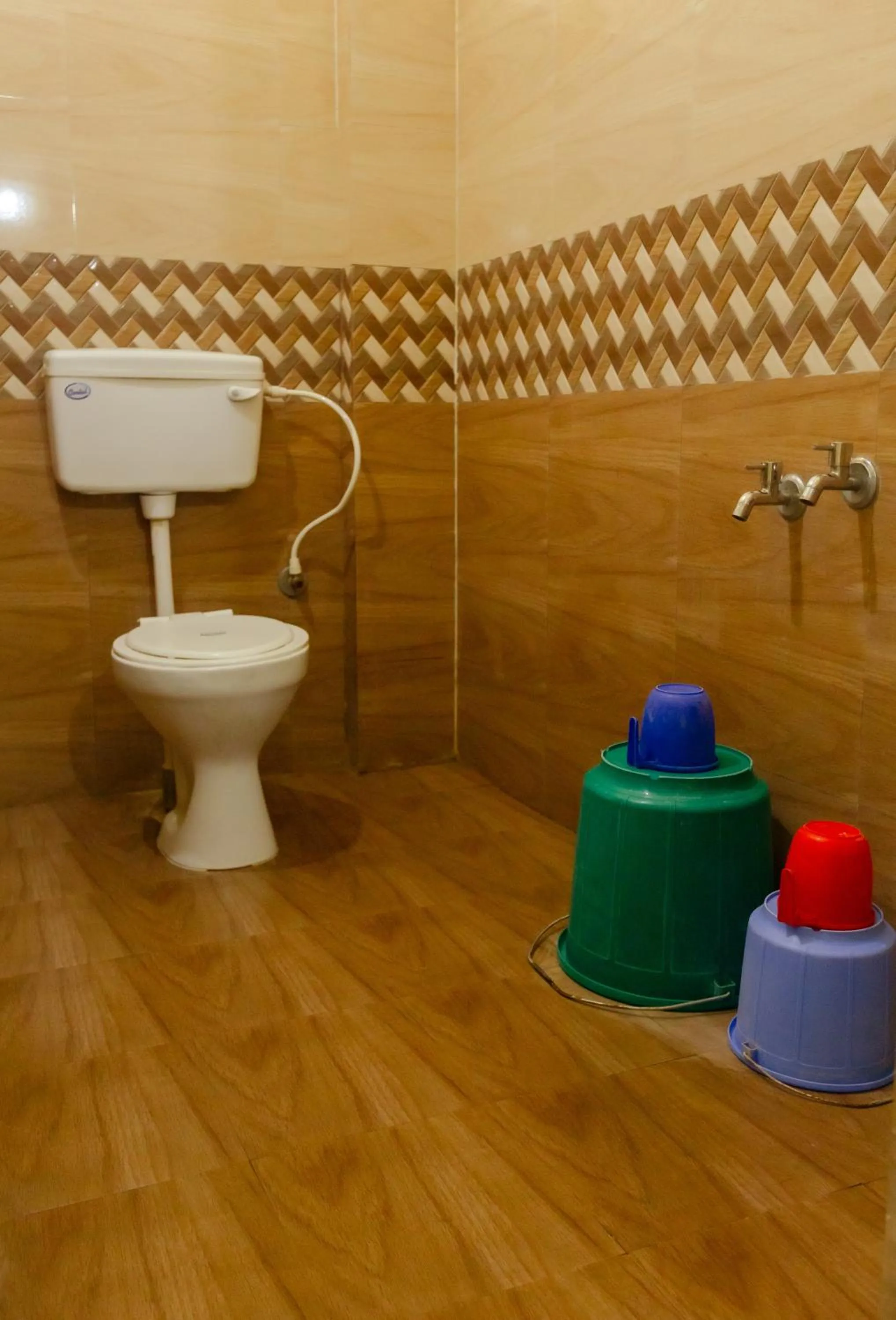 Bathroom in Sri Ramakrishna Hotel