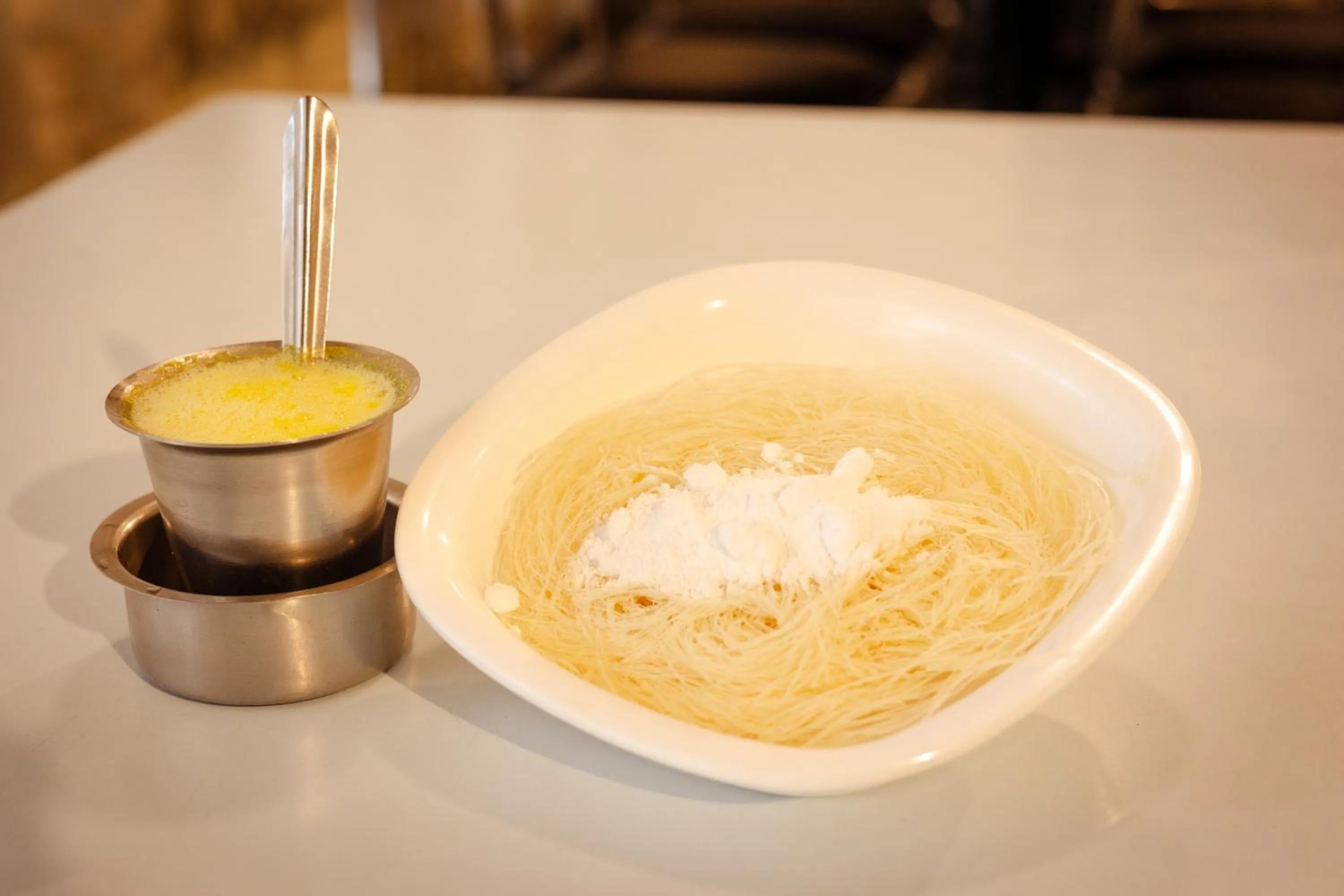 Restaurant/places to eat in Sri Ramakrishna Hotel