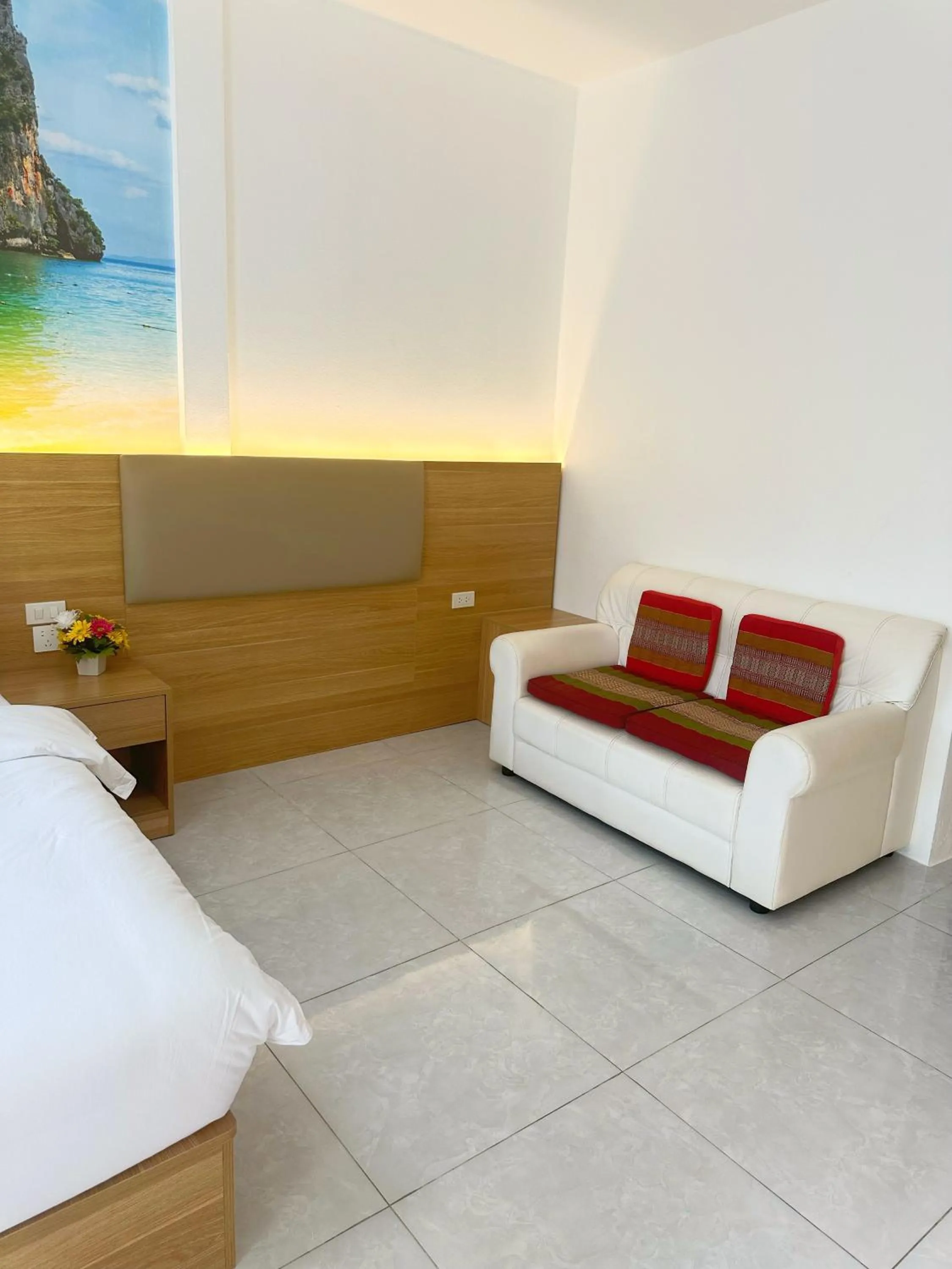 Photo of the whole room, Bed in The coconut nanai resort