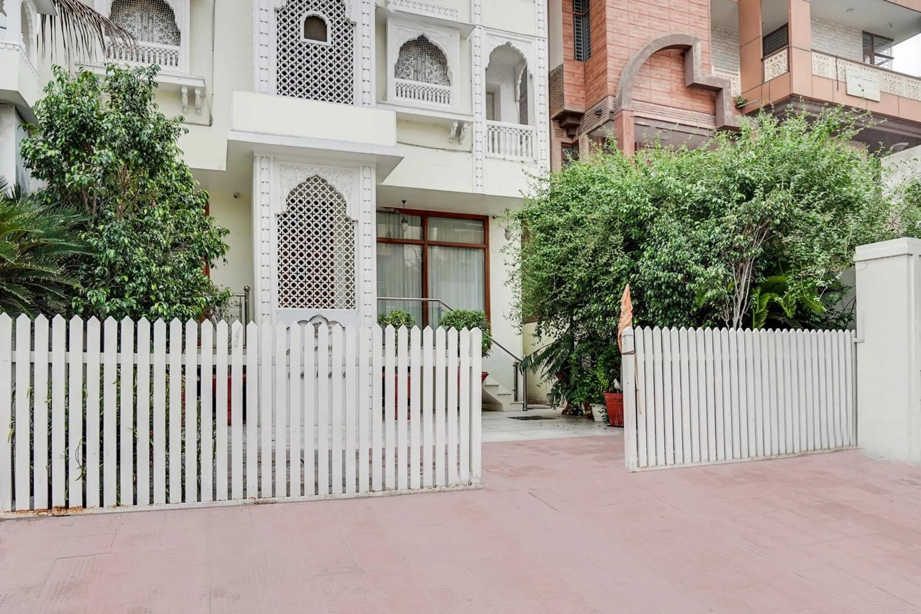 Facade/entrance in Super Townhouse Durgapura formerly Gumaan Heritage