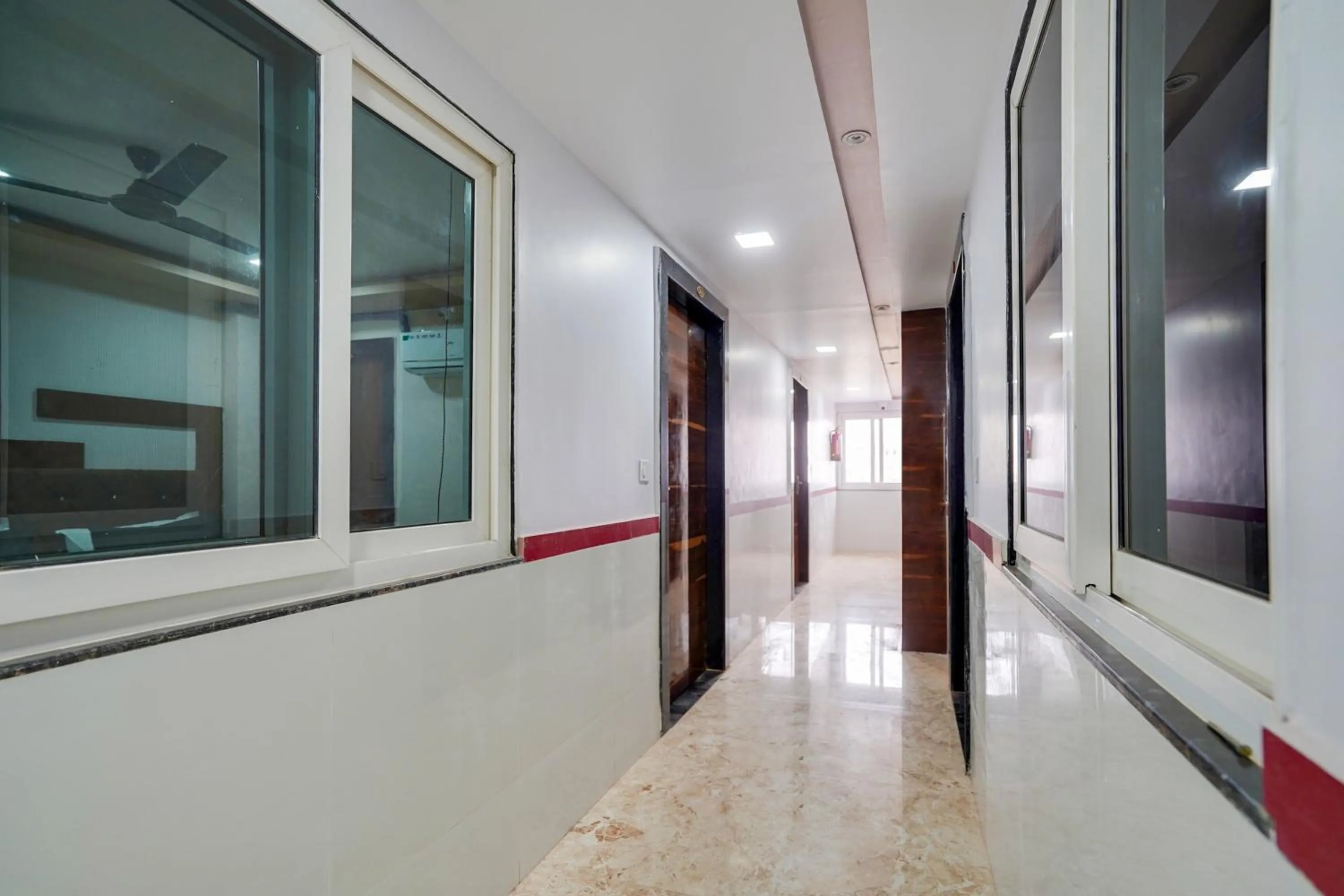 Lobby or reception in Super Hotel O Ajmer Central formerly Grand Suman