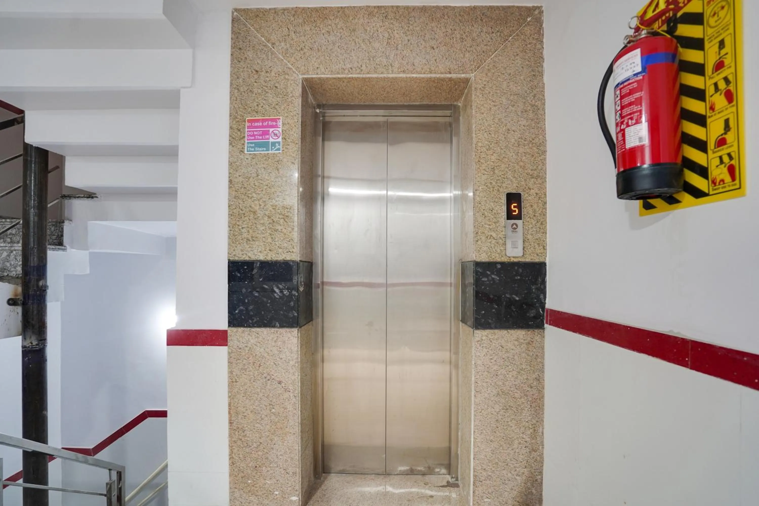 Lobby or reception in Super Hotel O Ajmer Central formerly Grand Suman