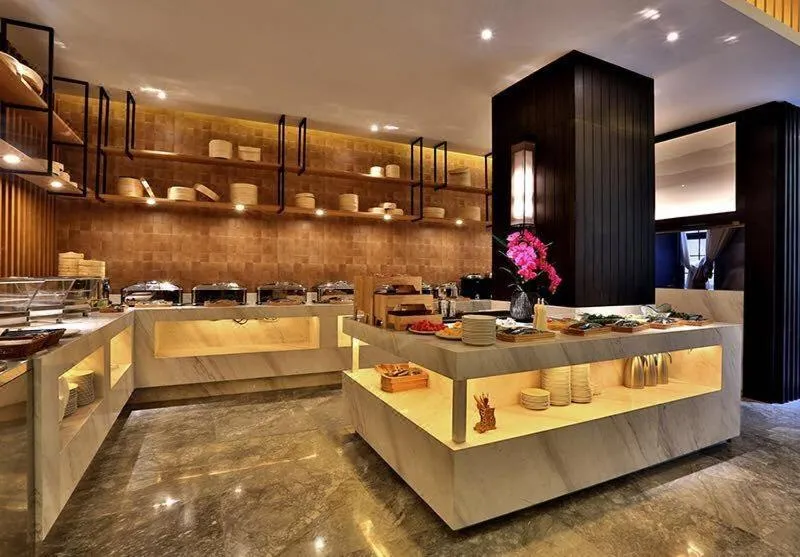 Mehood Lestie, Shanghai Jiaotong University Dongchuan Road