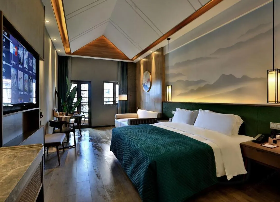 Mehood Lestie, Shanghai Jiaotong University Dongchuan Road