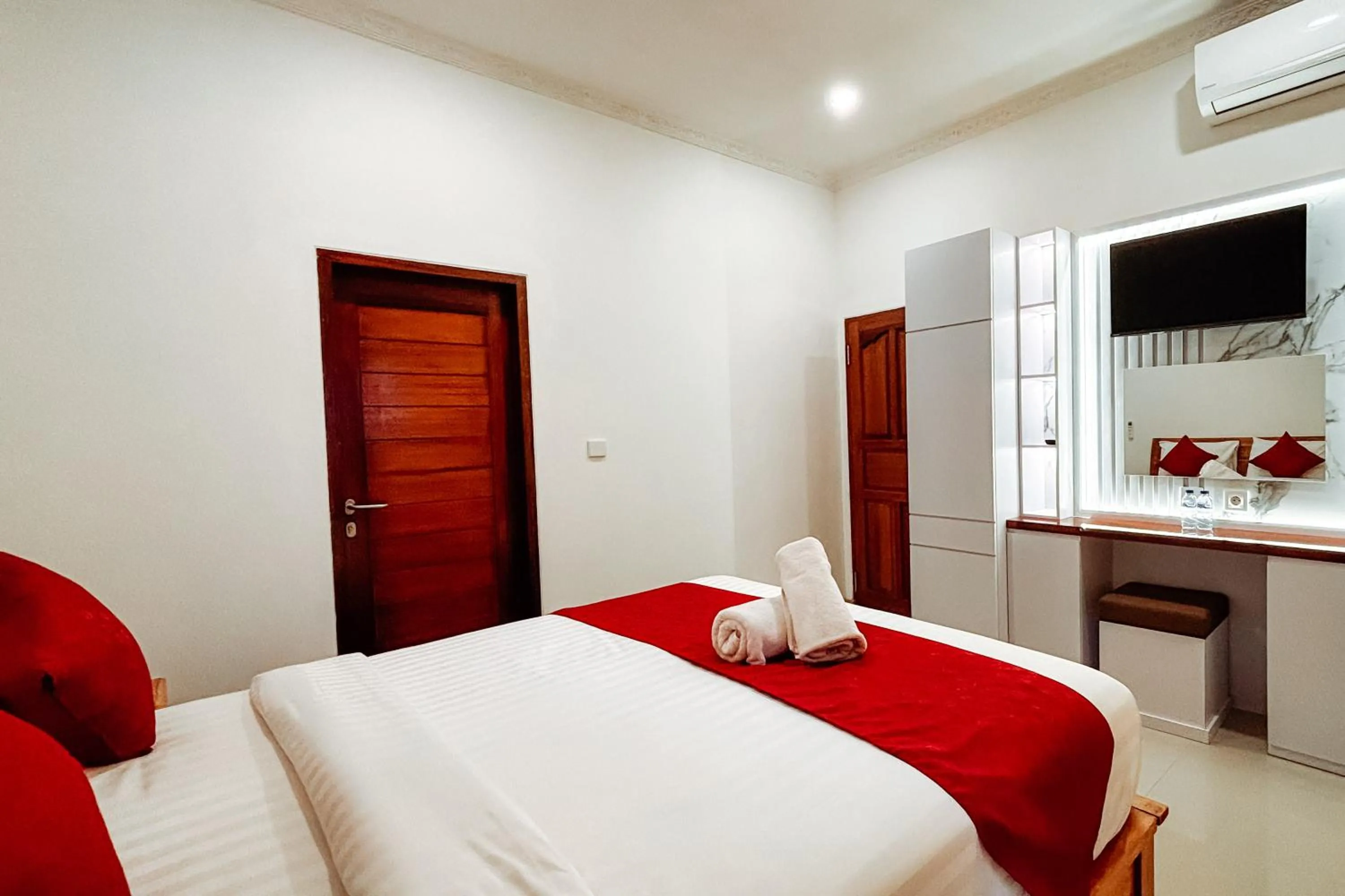 Bedroom, Bed in The Wahyu Villa Uluwatu