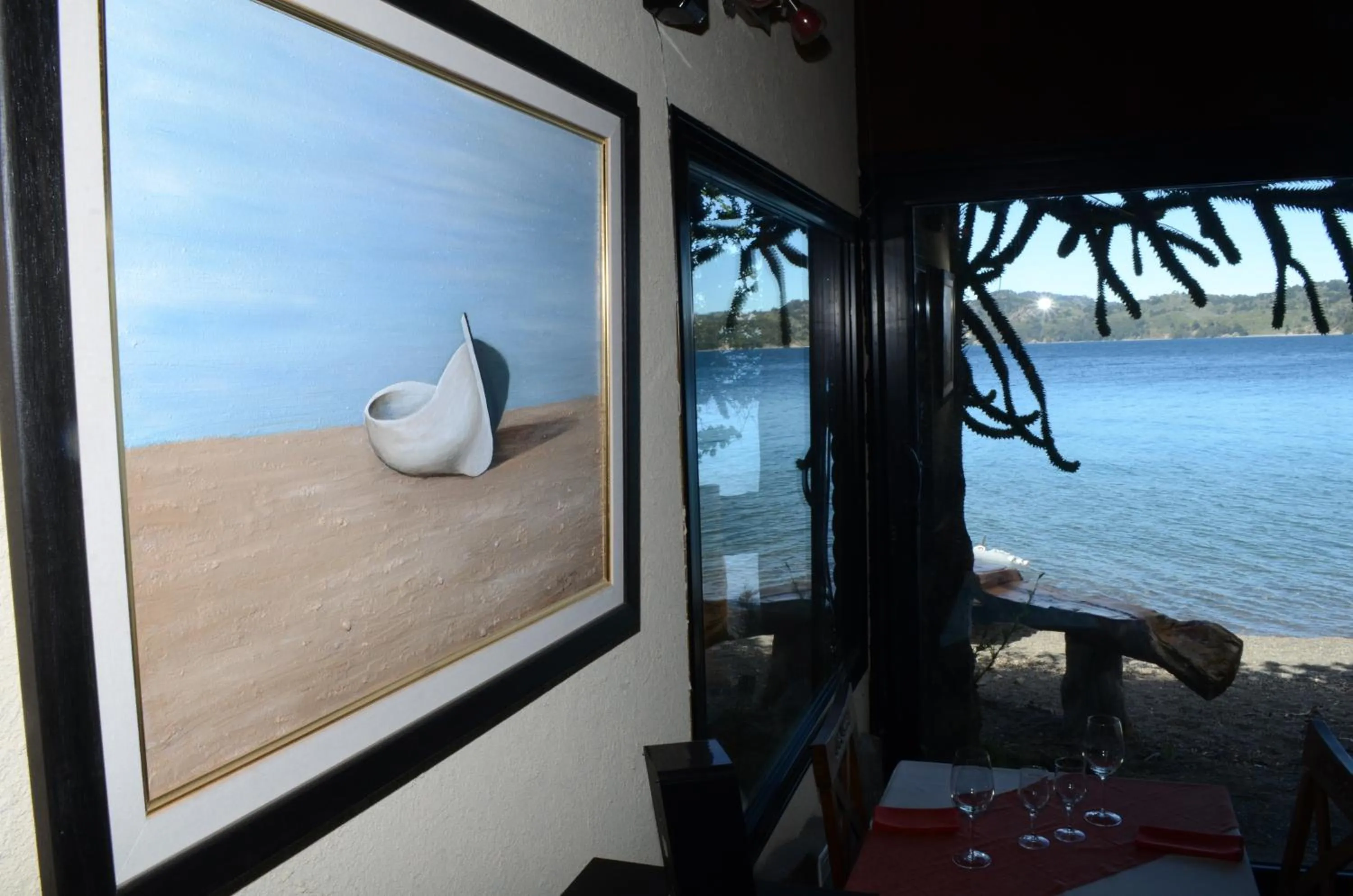 Restaurant/places to eat in Apart Hotel La Busqueda