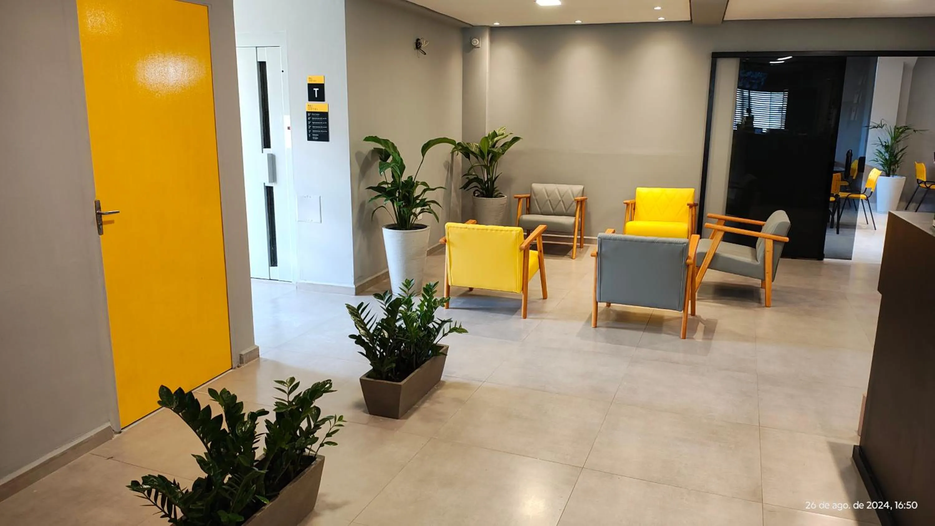 Seating area in Unity Hotel - Sorocaba