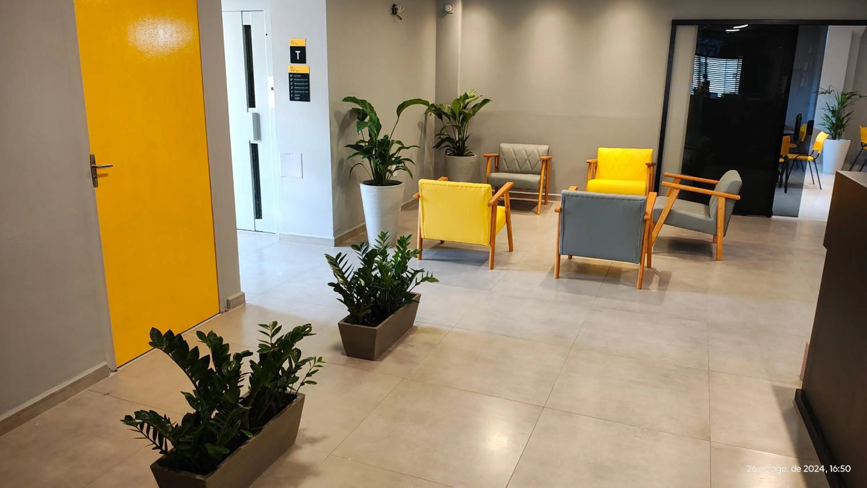 Seating area in Unity Hotel - Sorocaba