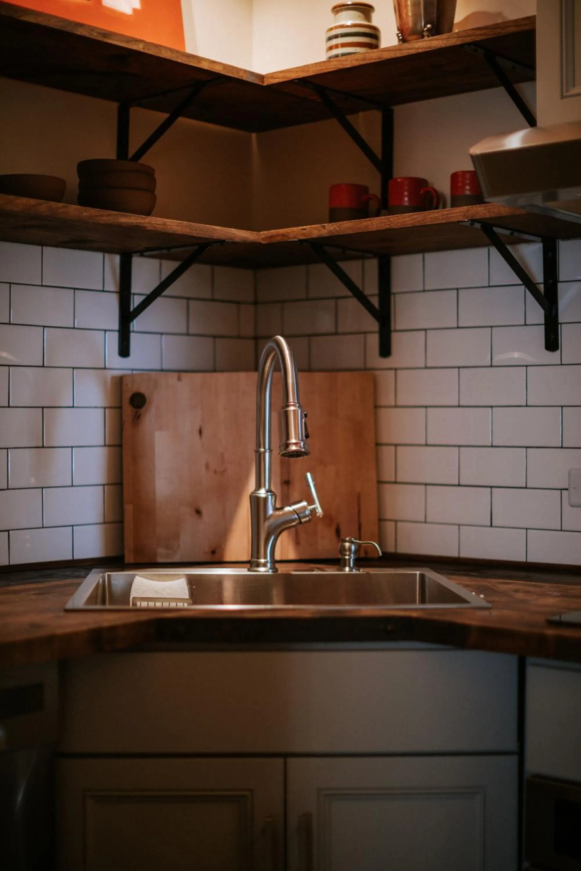 Kitchen or kitchenette in KIngston Carriage House