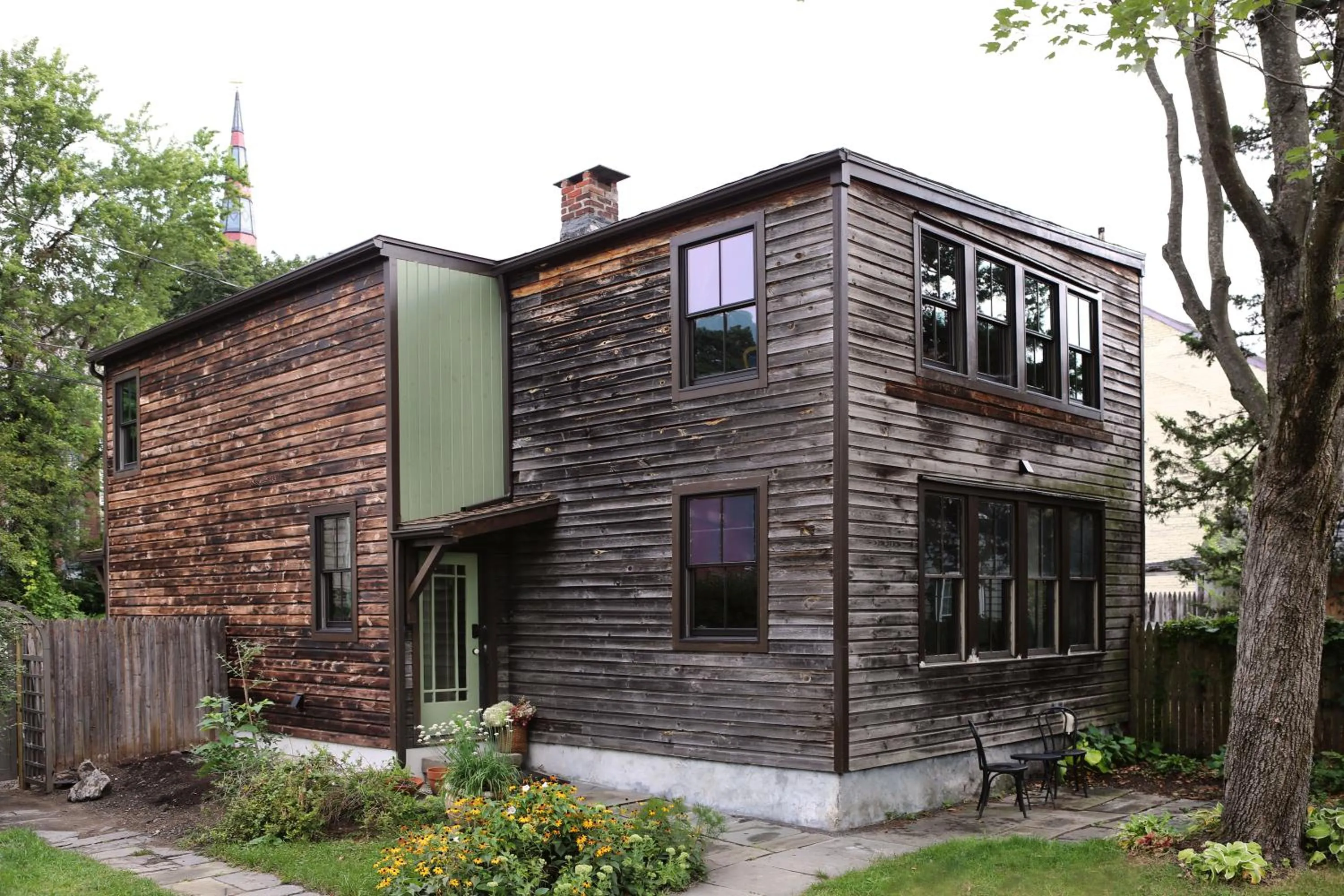 Property building in KIngston Carriage House
